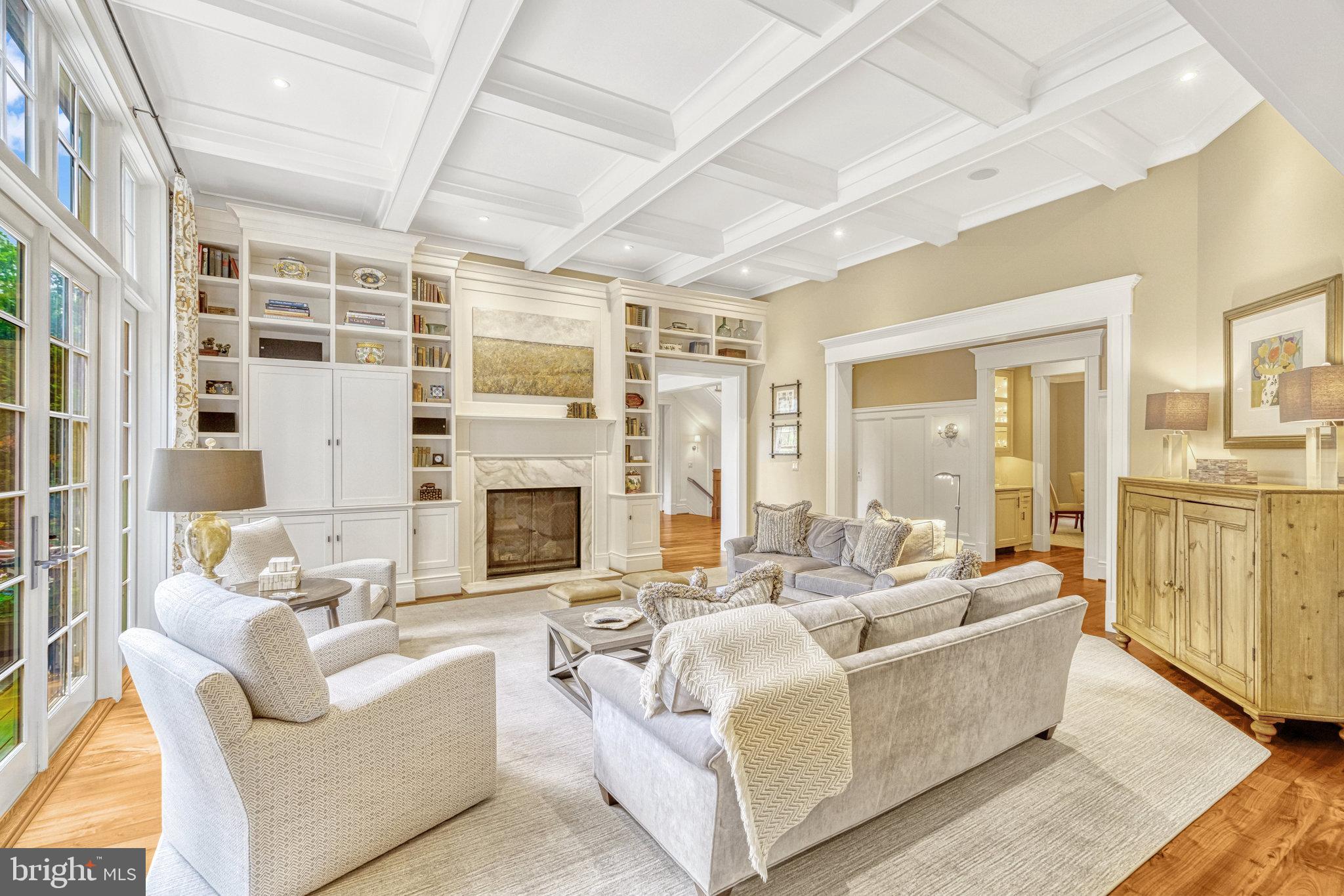 LANGLEY FOREST - Residential