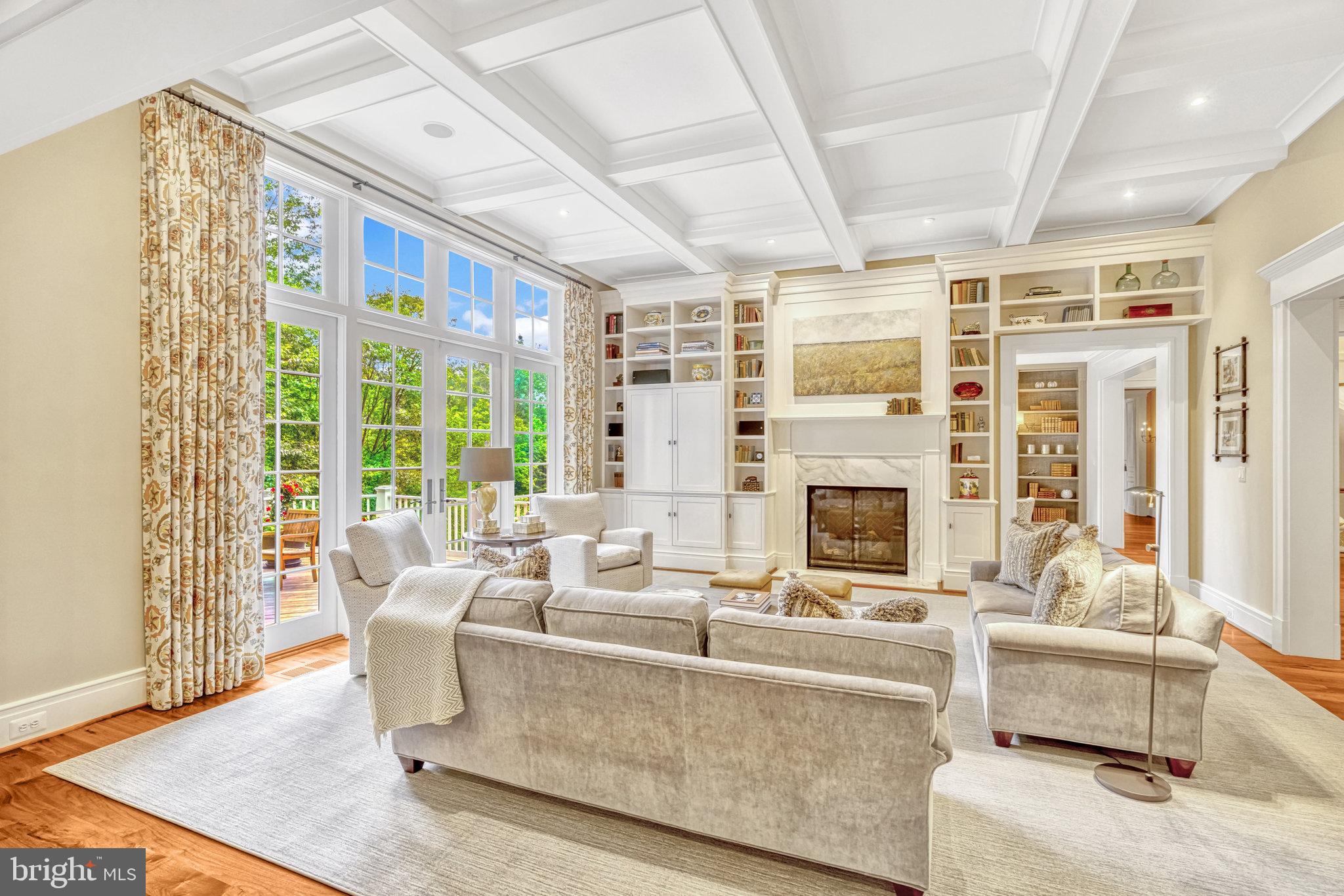 LANGLEY FOREST - Residential