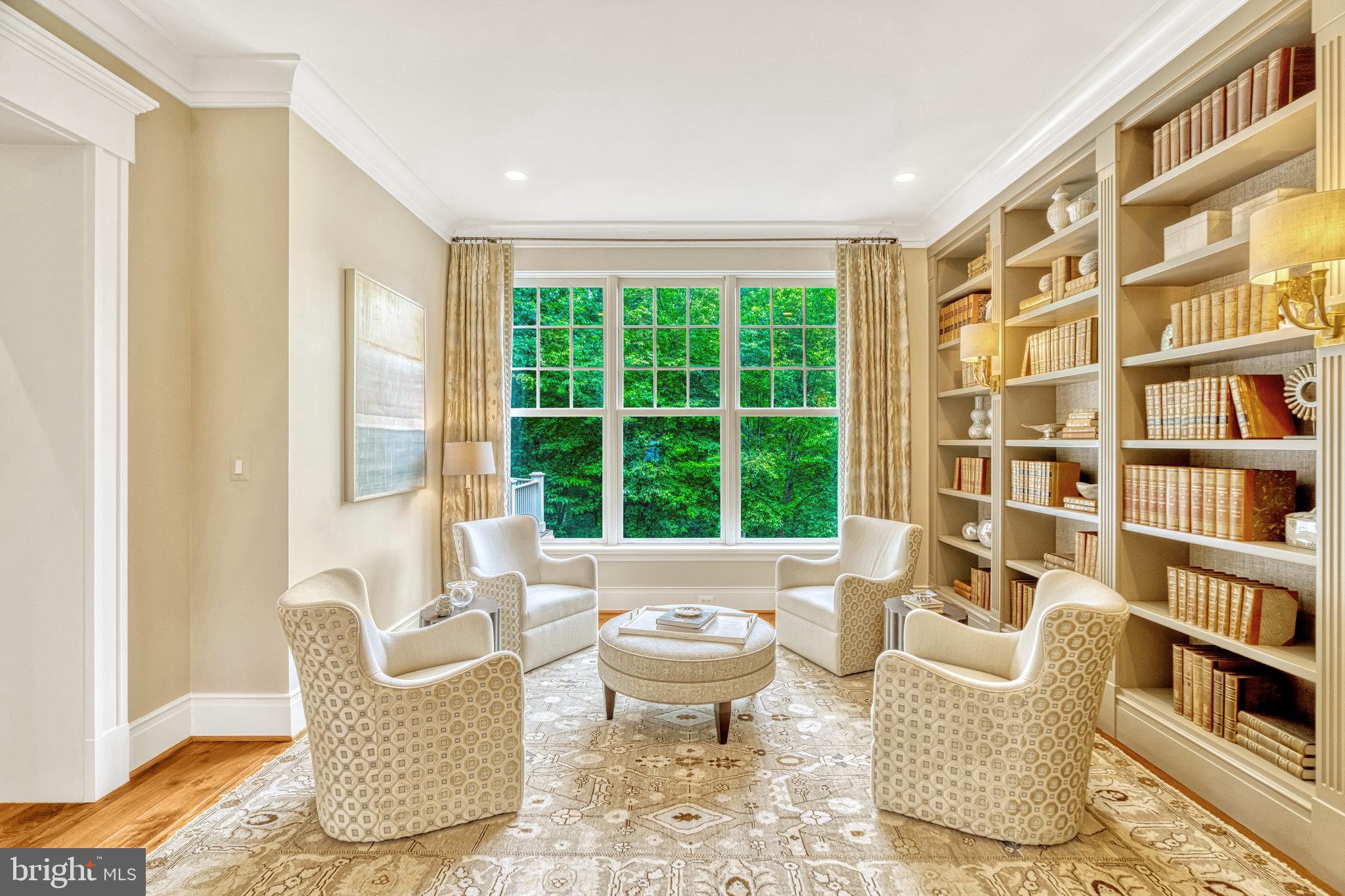 LANGLEY FOREST - Residential