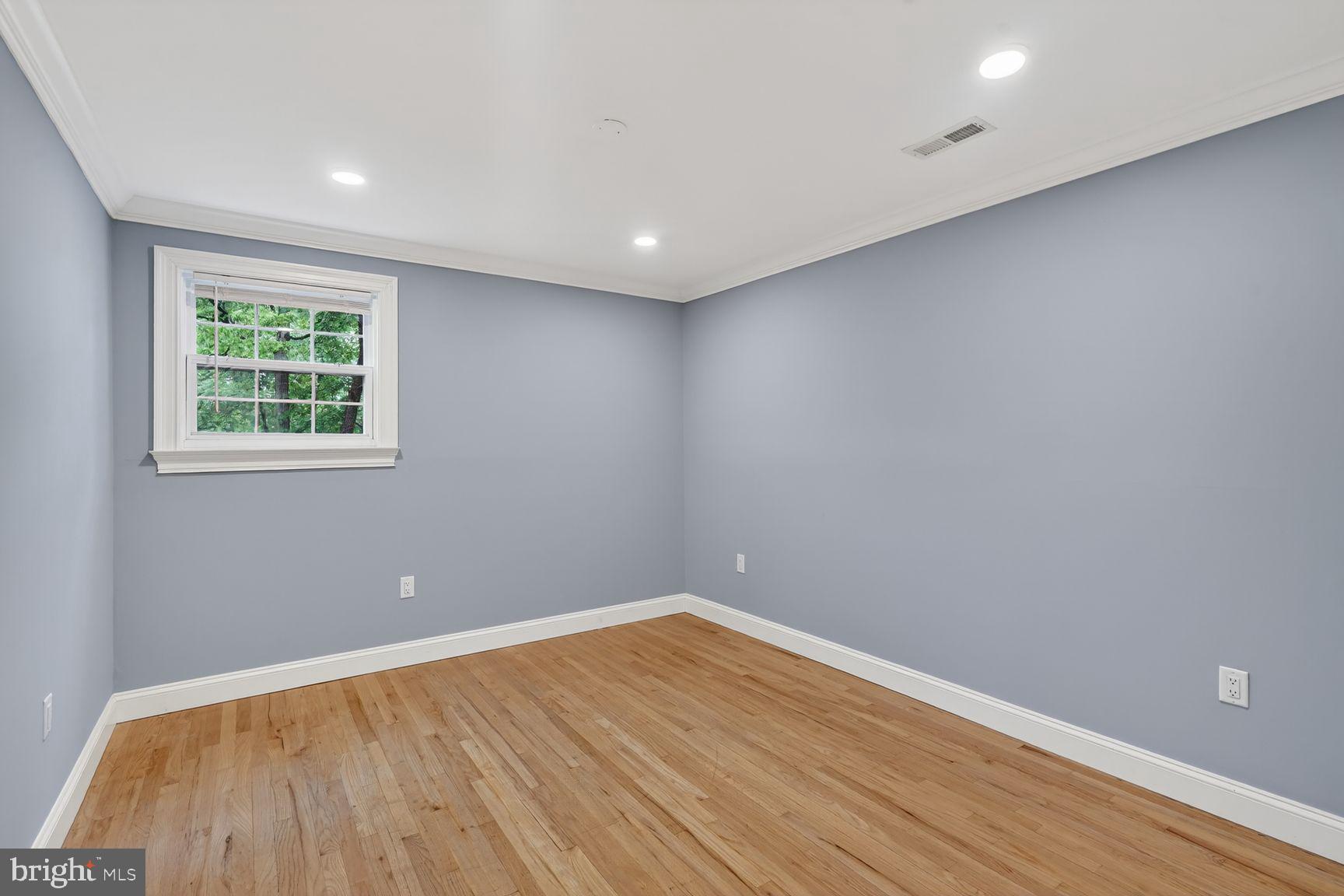 BERWYN HEIGHTS - Residential