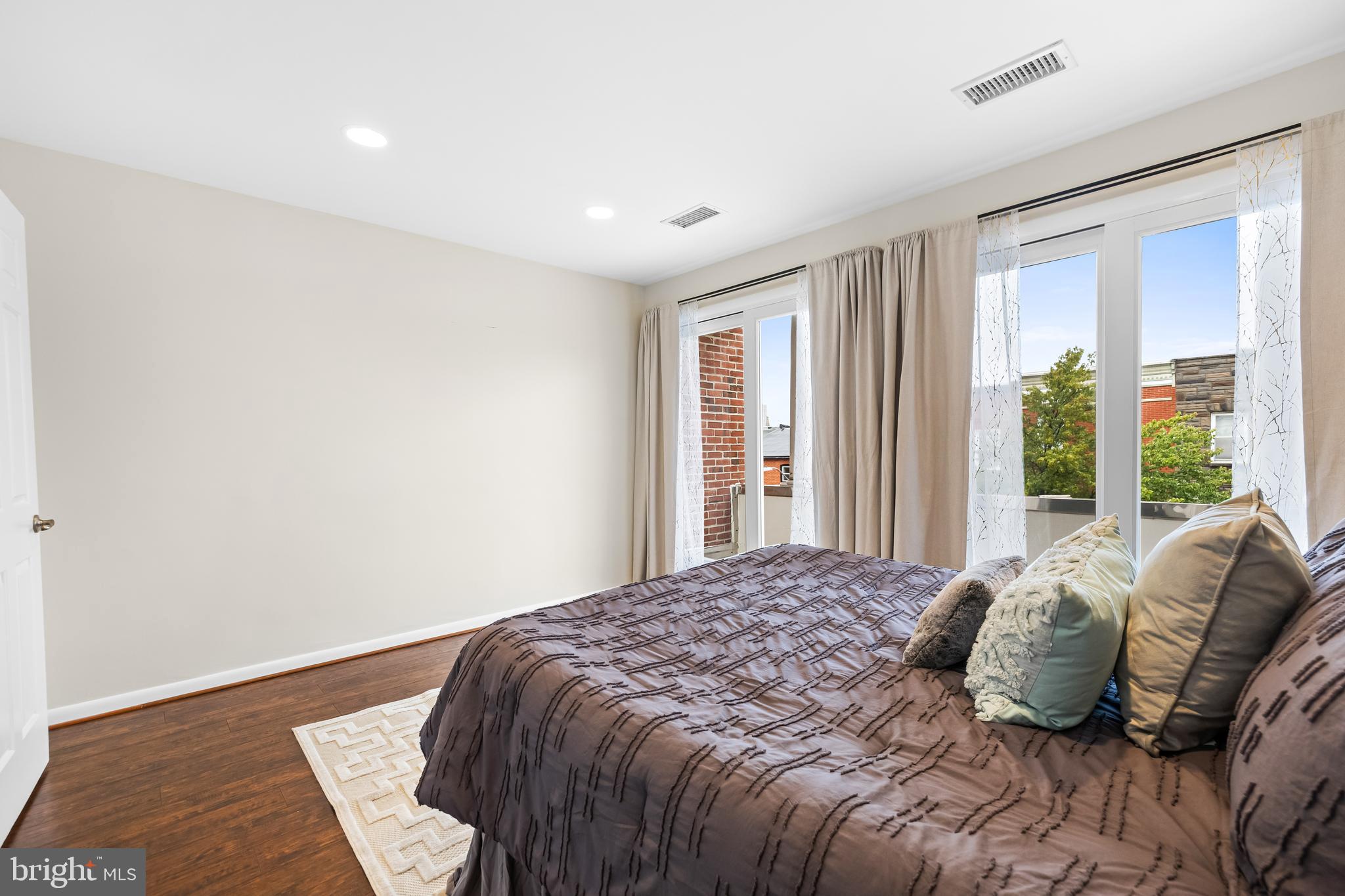 UPPER FELLS POINT - Residential