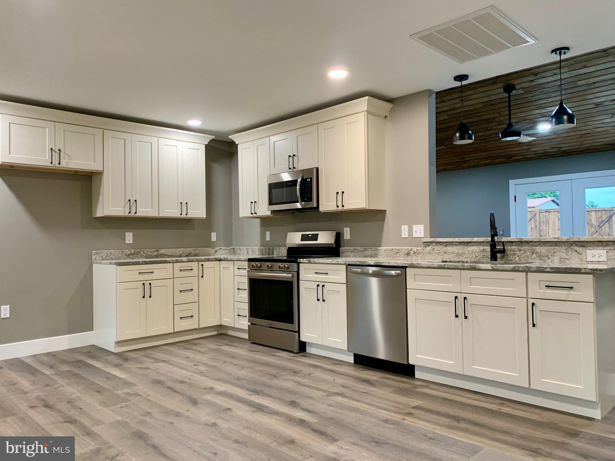 KESSEL ESTATES - Residential