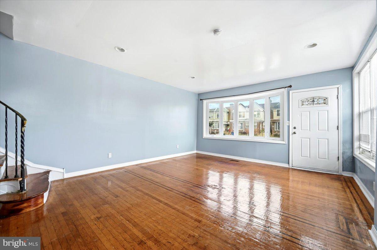 MAYFAIR - Residential