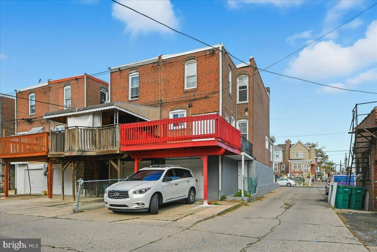 MAYFAIR - Residential