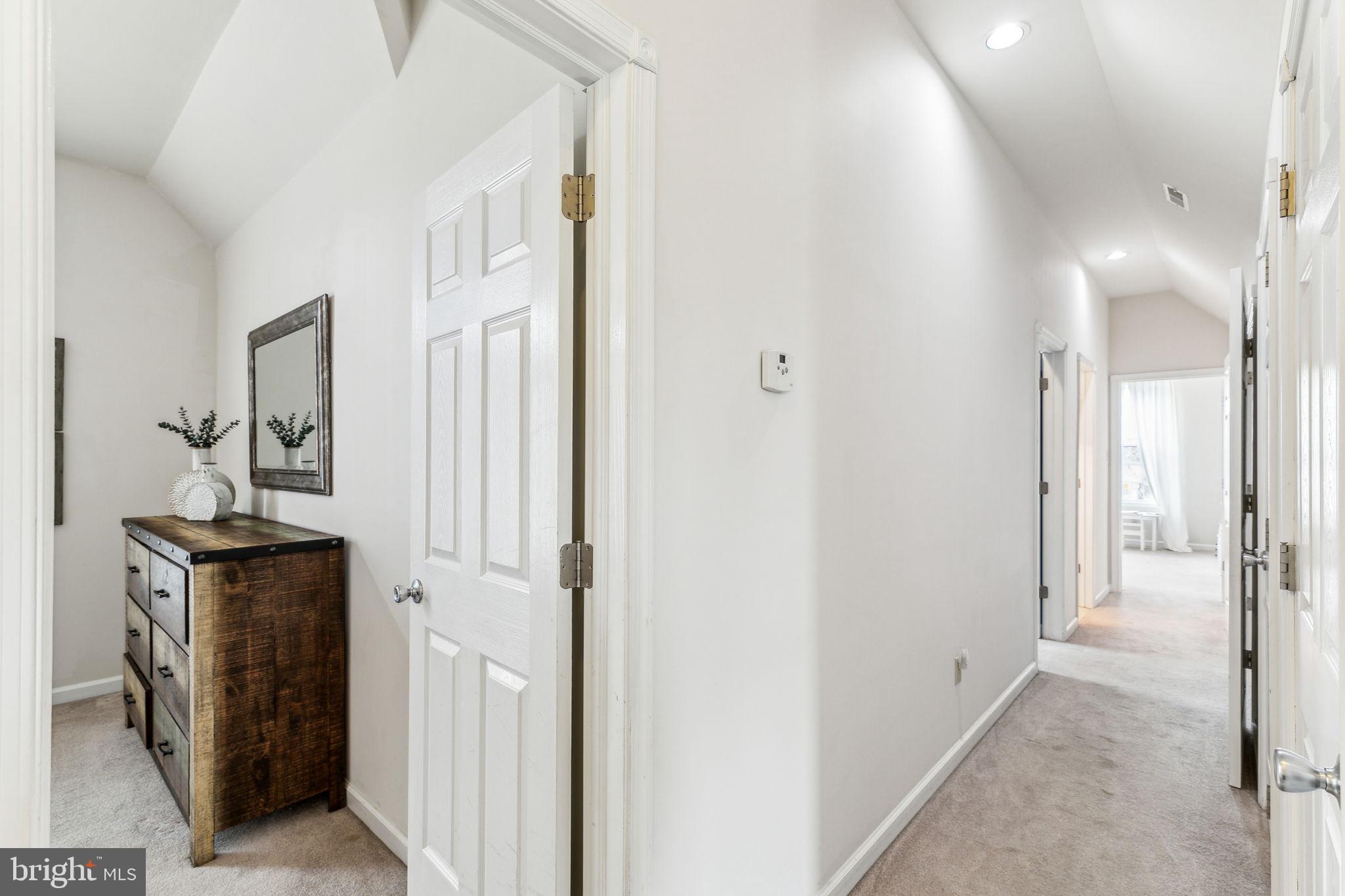 GARDEN CITY - Residential