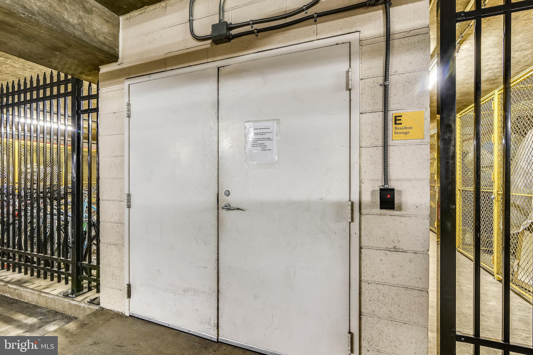 ECLIPSE ON CENTER PARK - Residential