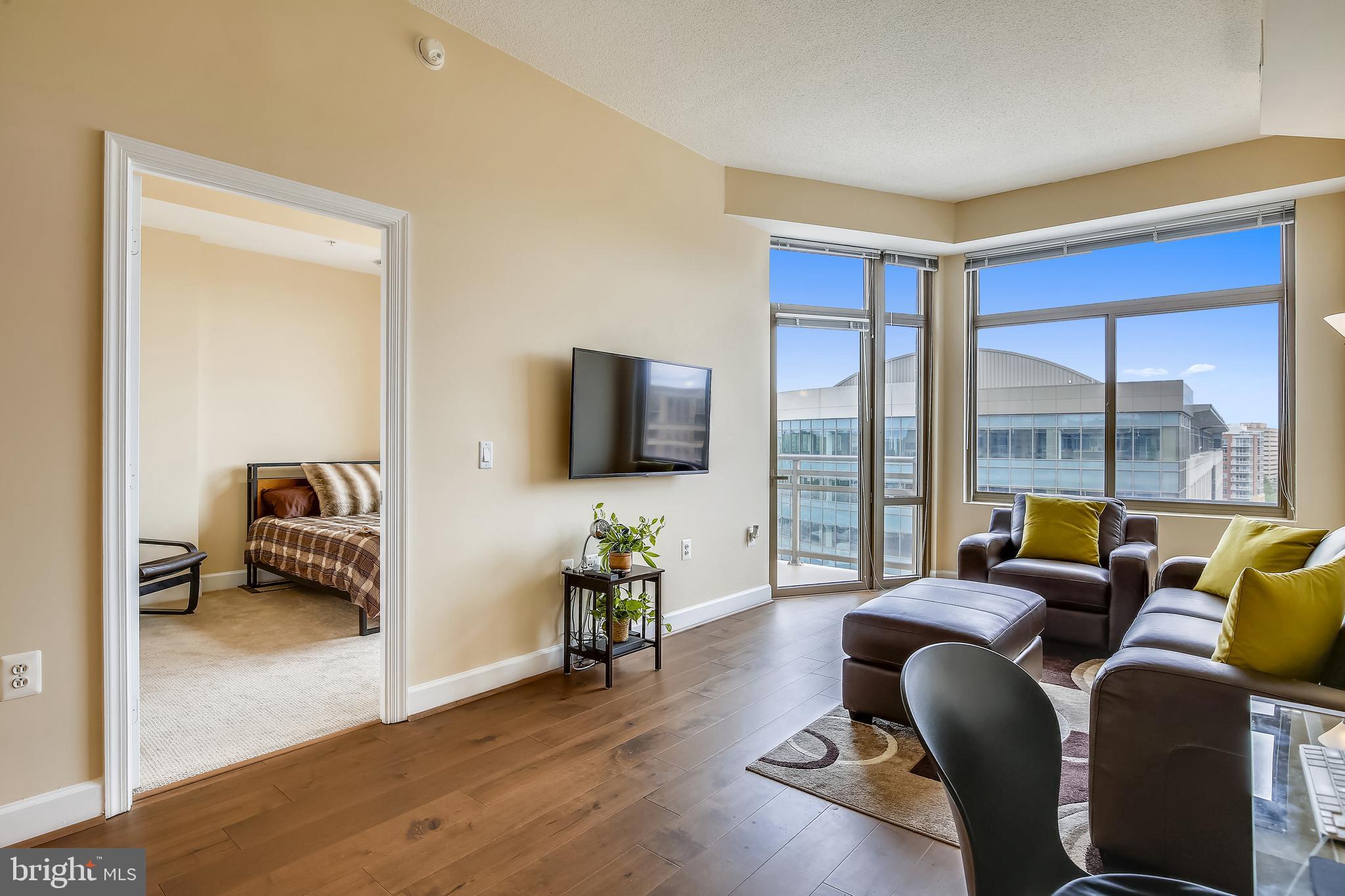 ECLIPSE ON CENTER PARK - Residential