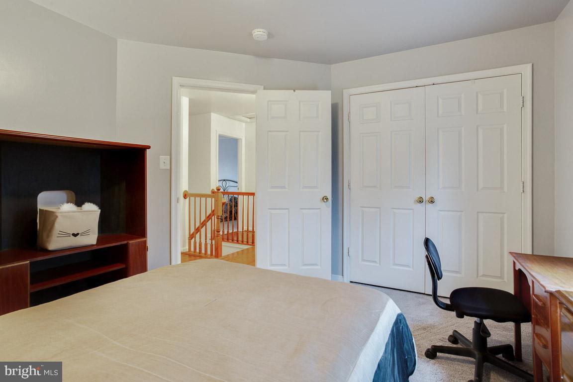 STREAMVIEW SUB - Residential