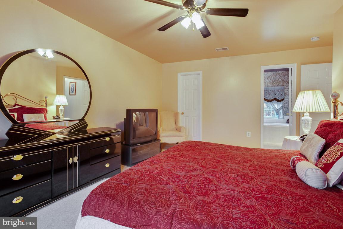 STREAMVIEW SUB - Residential