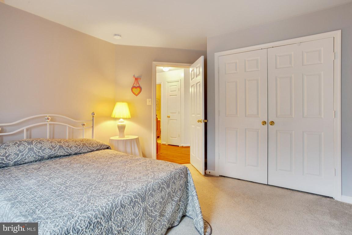 STREAMVIEW SUB - Residential