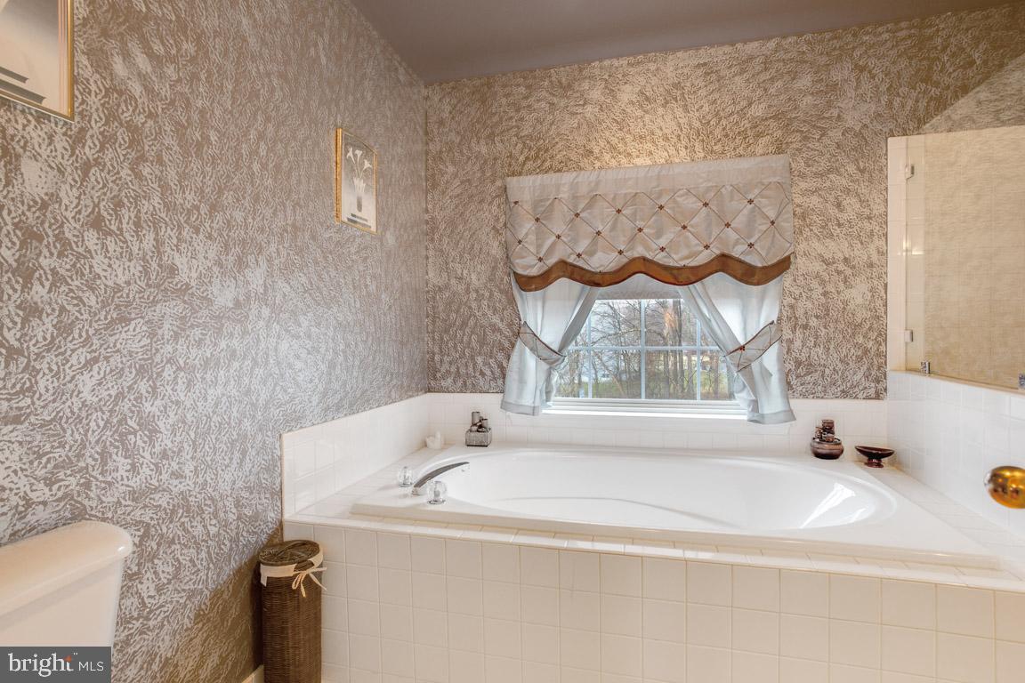 STREAMVIEW SUB - Residential