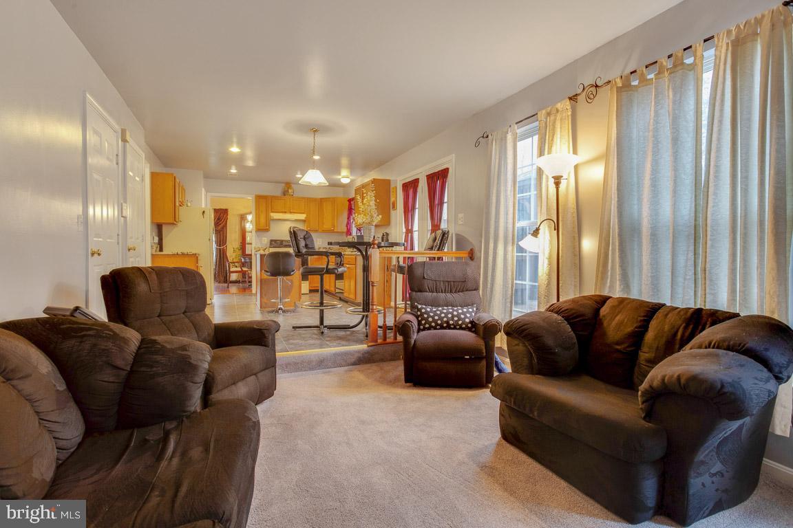 STREAMVIEW SUB - Residential