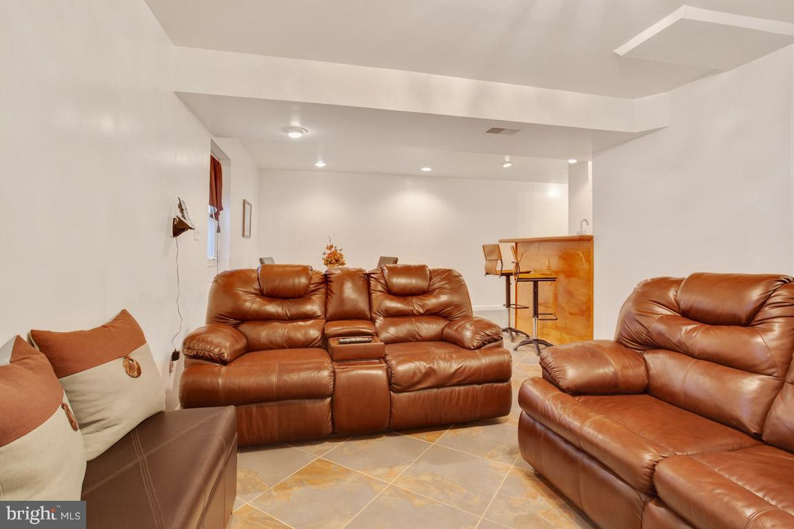 STREAMVIEW SUB - Residential