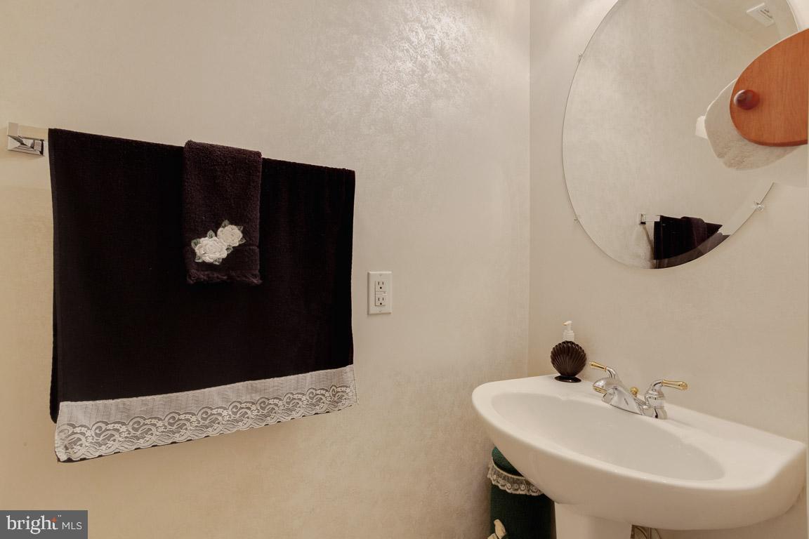 STREAMVIEW SUB - Residential