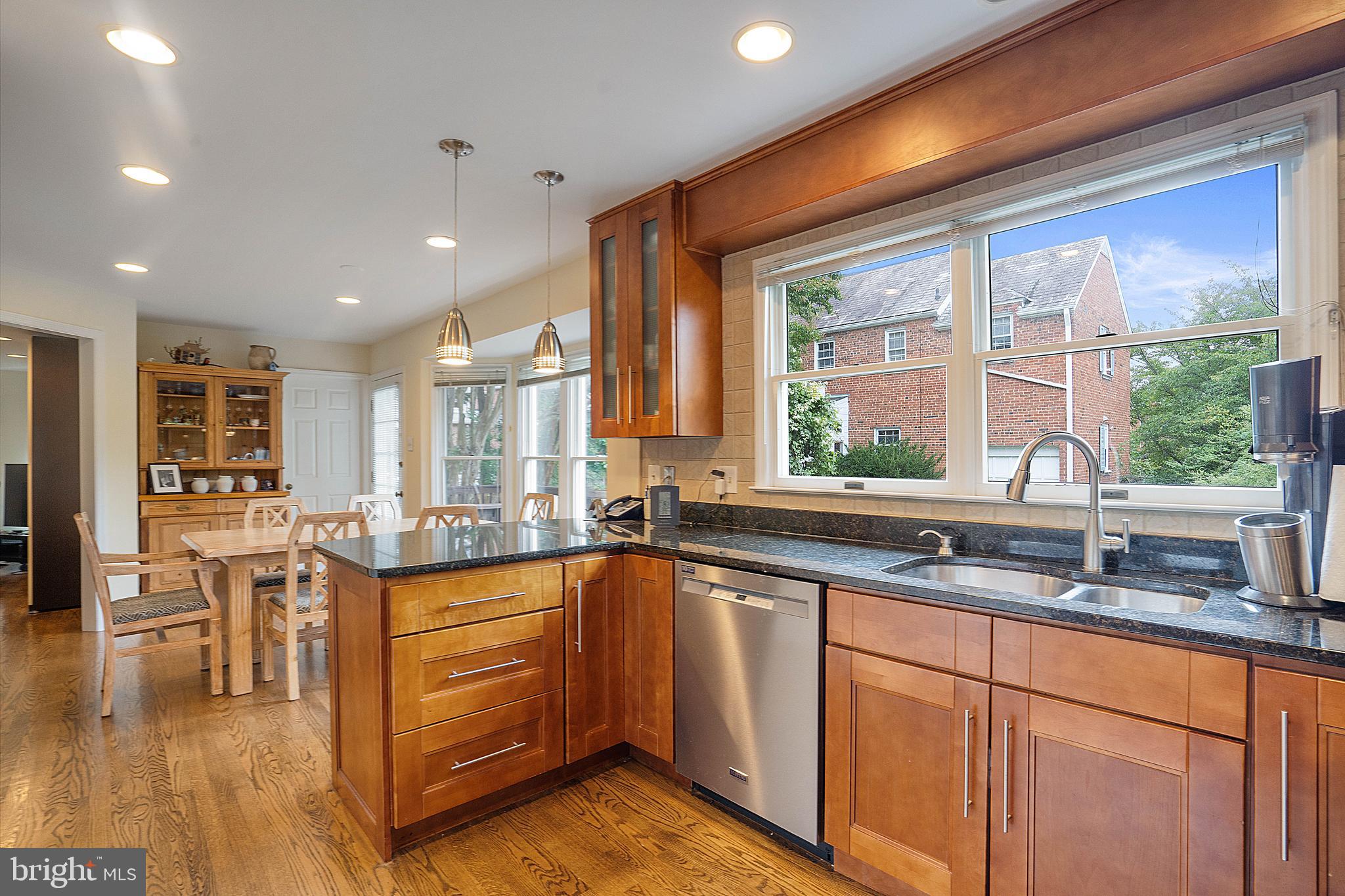 FRIENDSHIP HEIGHTS - Residential Lease