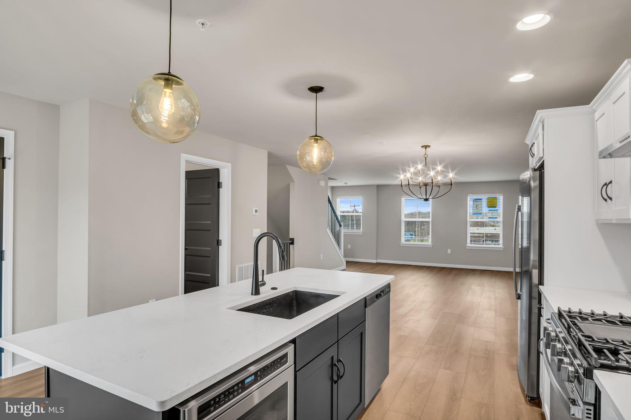 CREEK TERRACE - Residential