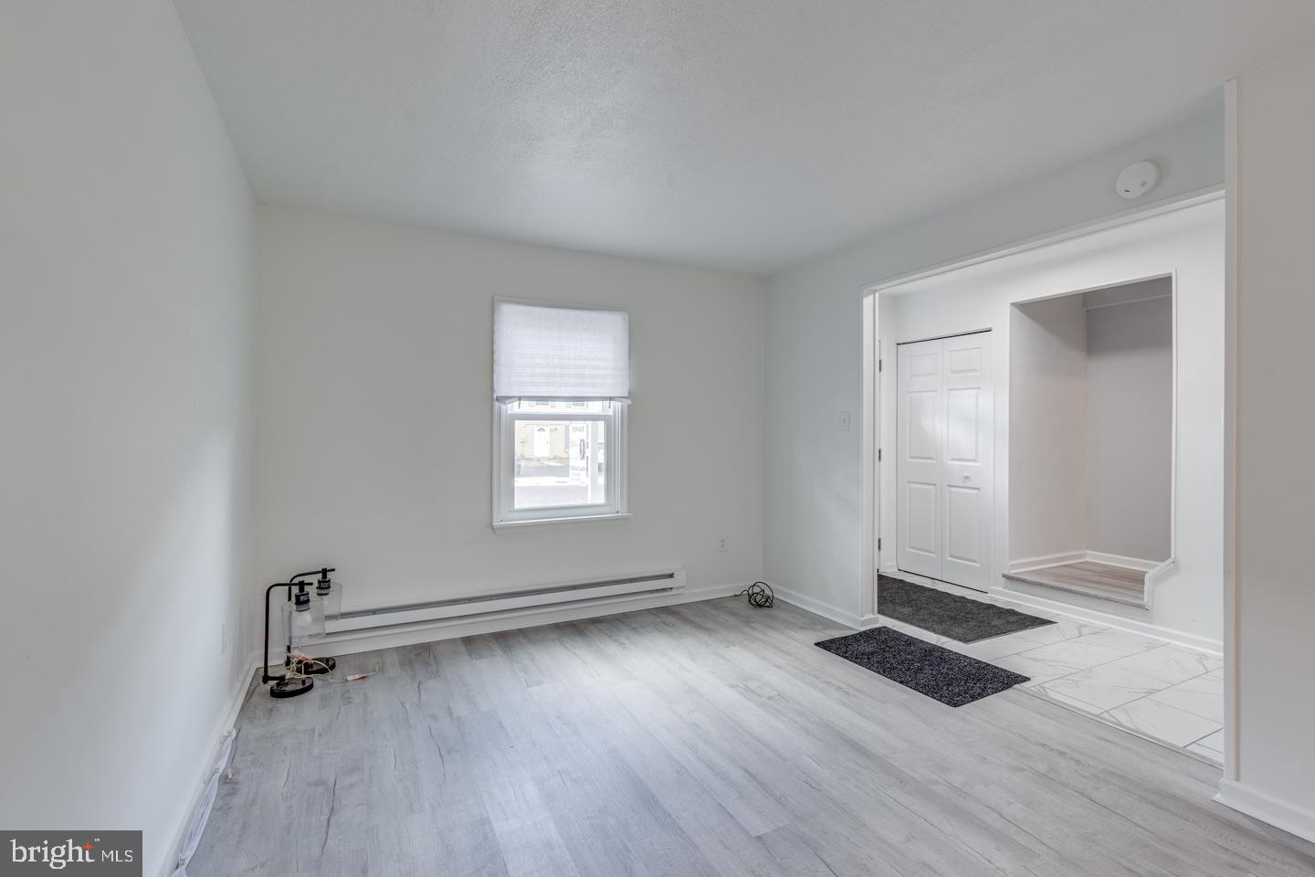 555 W LOCH LOMOND DRIVE