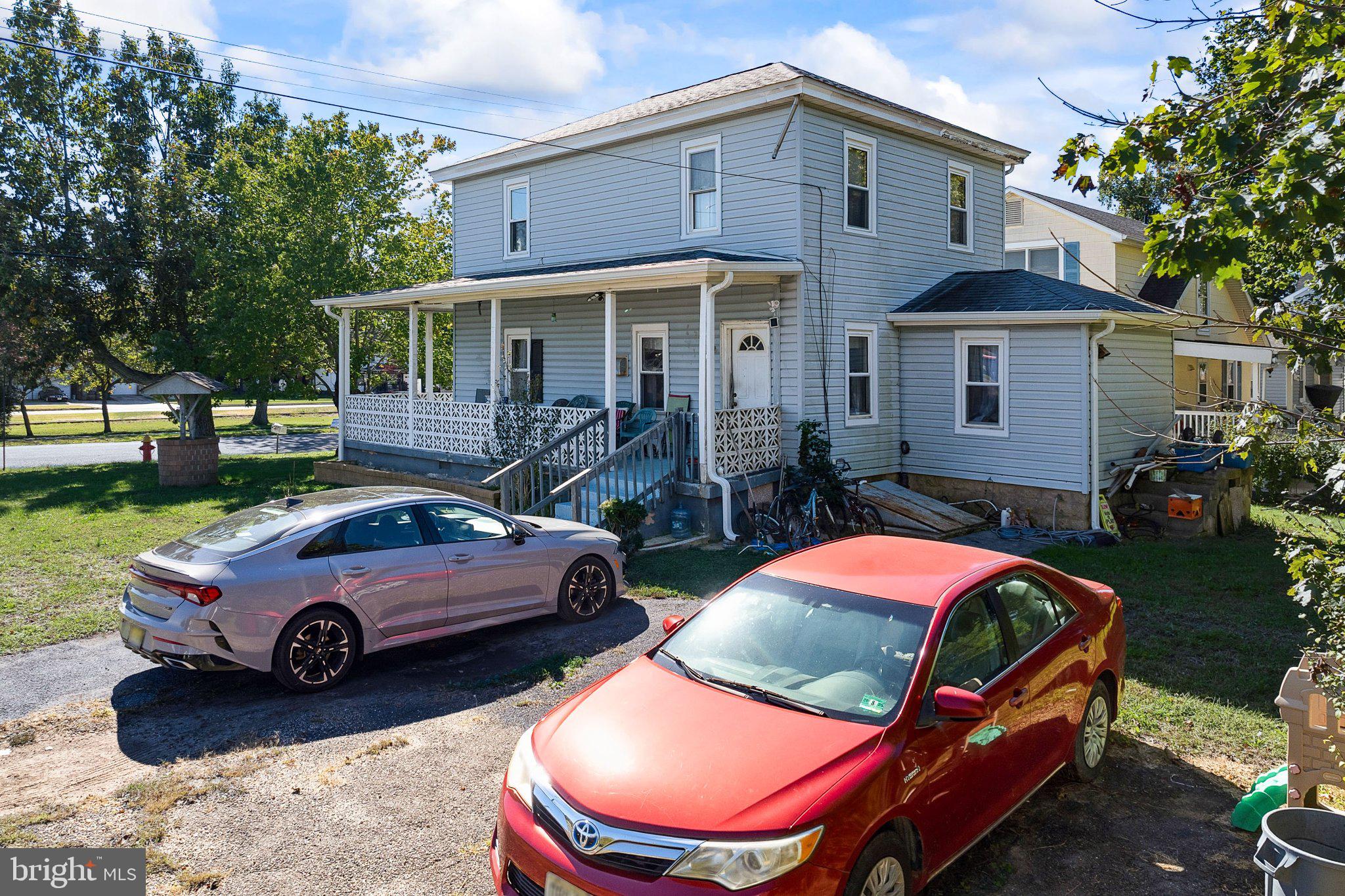 300 N WEST BOULEVARD