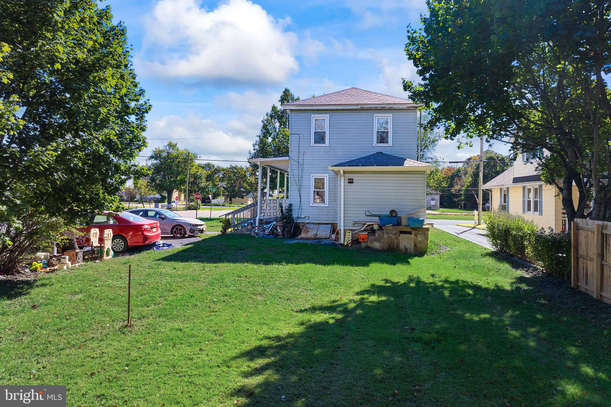 300 N WEST BOULEVARD