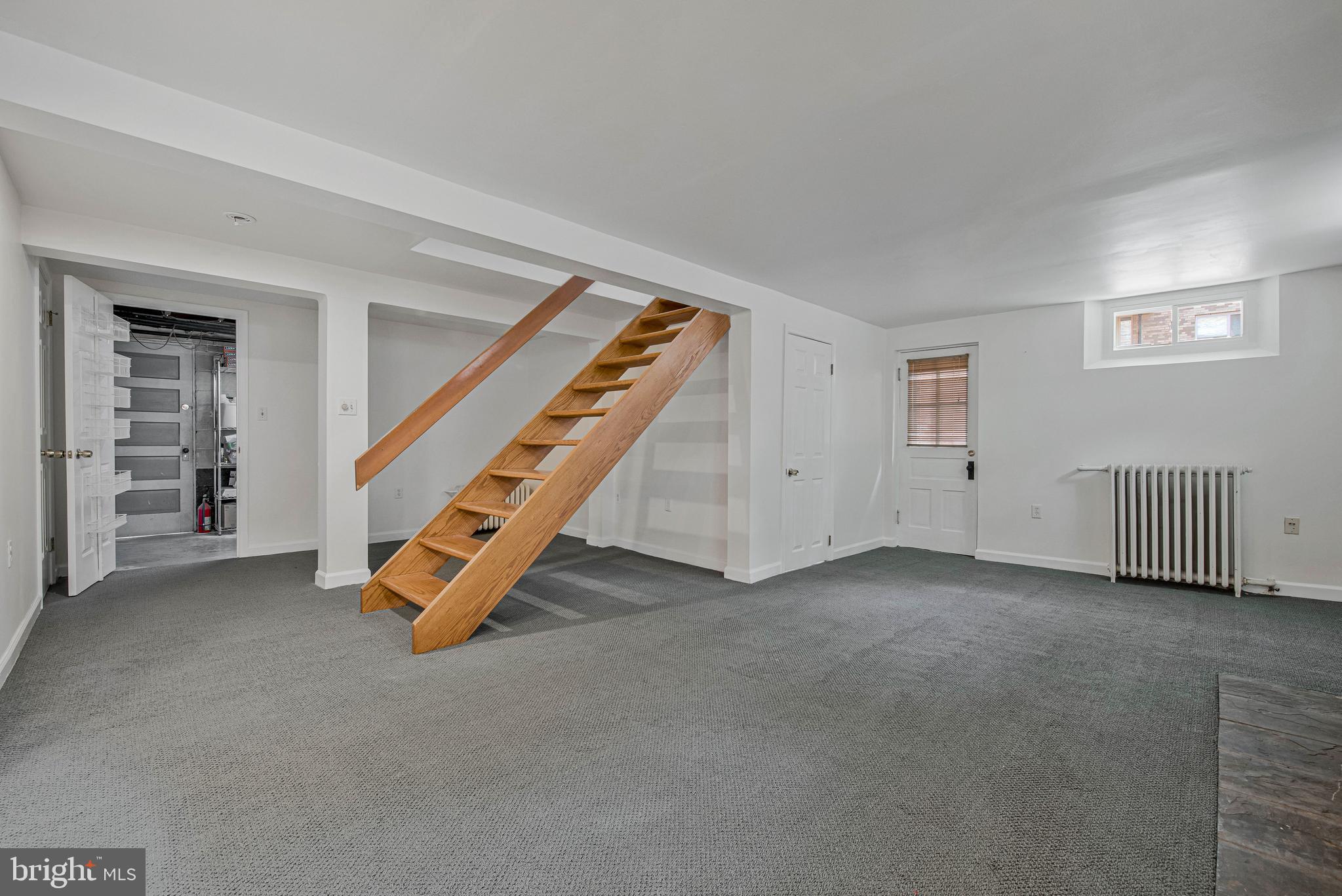 GLENBROOK KNOLLS - Residential