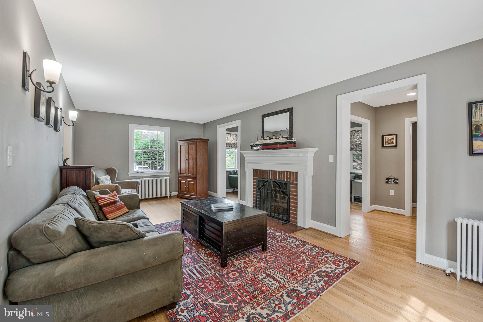 GLENBROOK KNOLLS - Residential