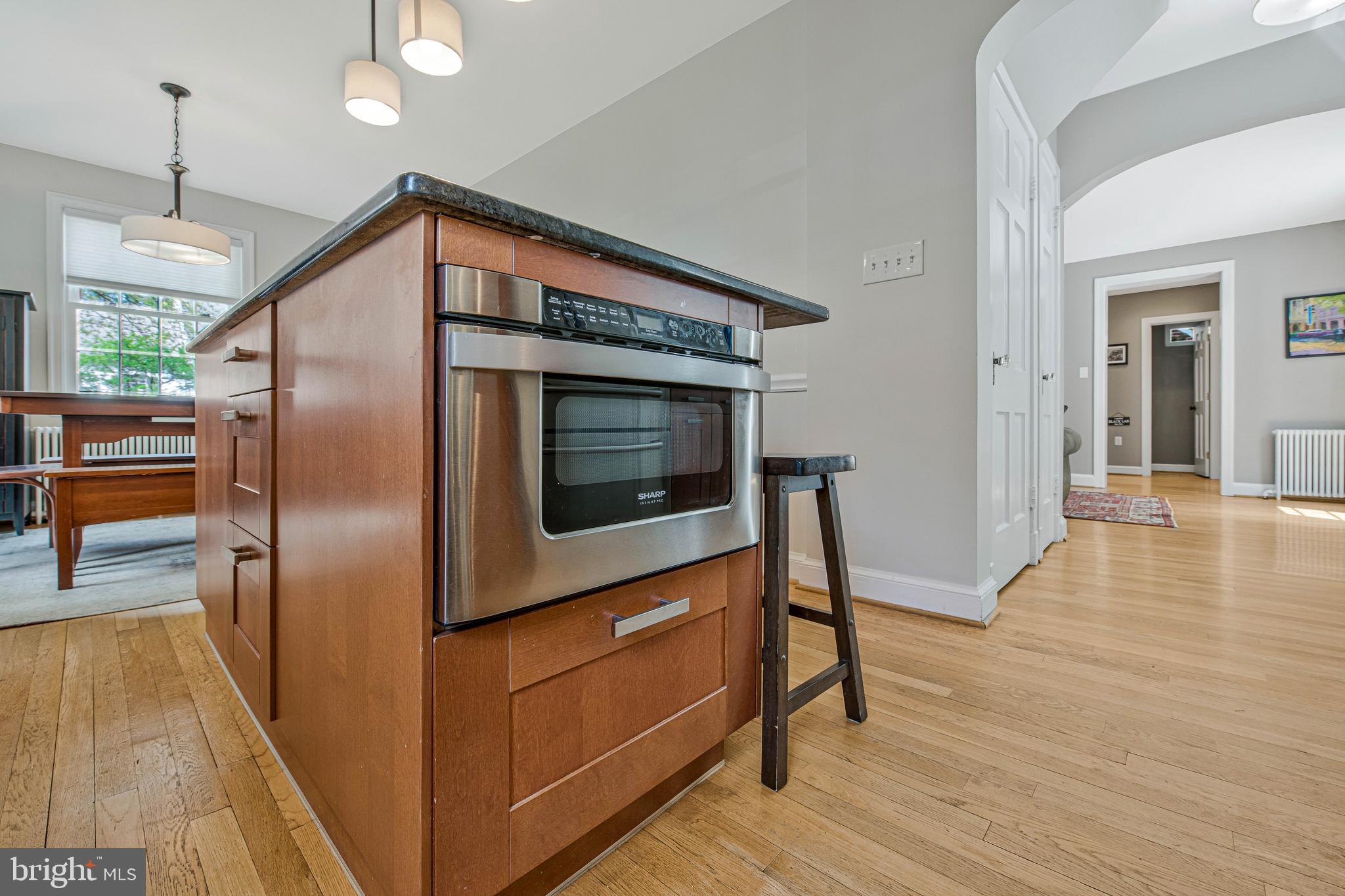 GLENBROOK KNOLLS - Residential