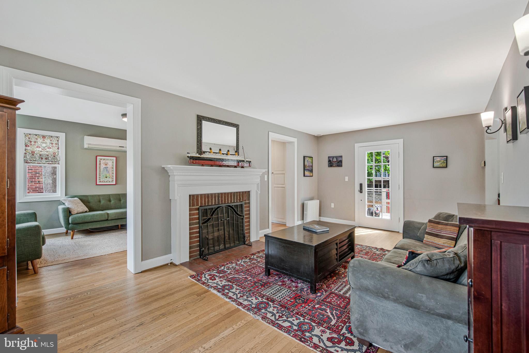 GLENBROOK KNOLLS - Residential