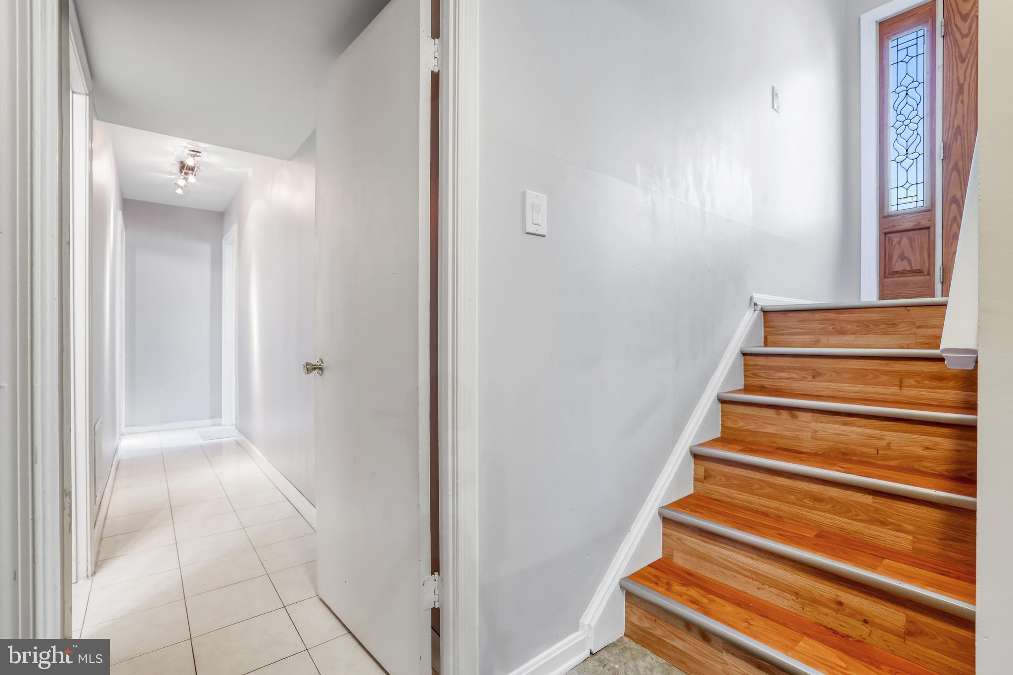 FOX MILL ESTATES - Residential