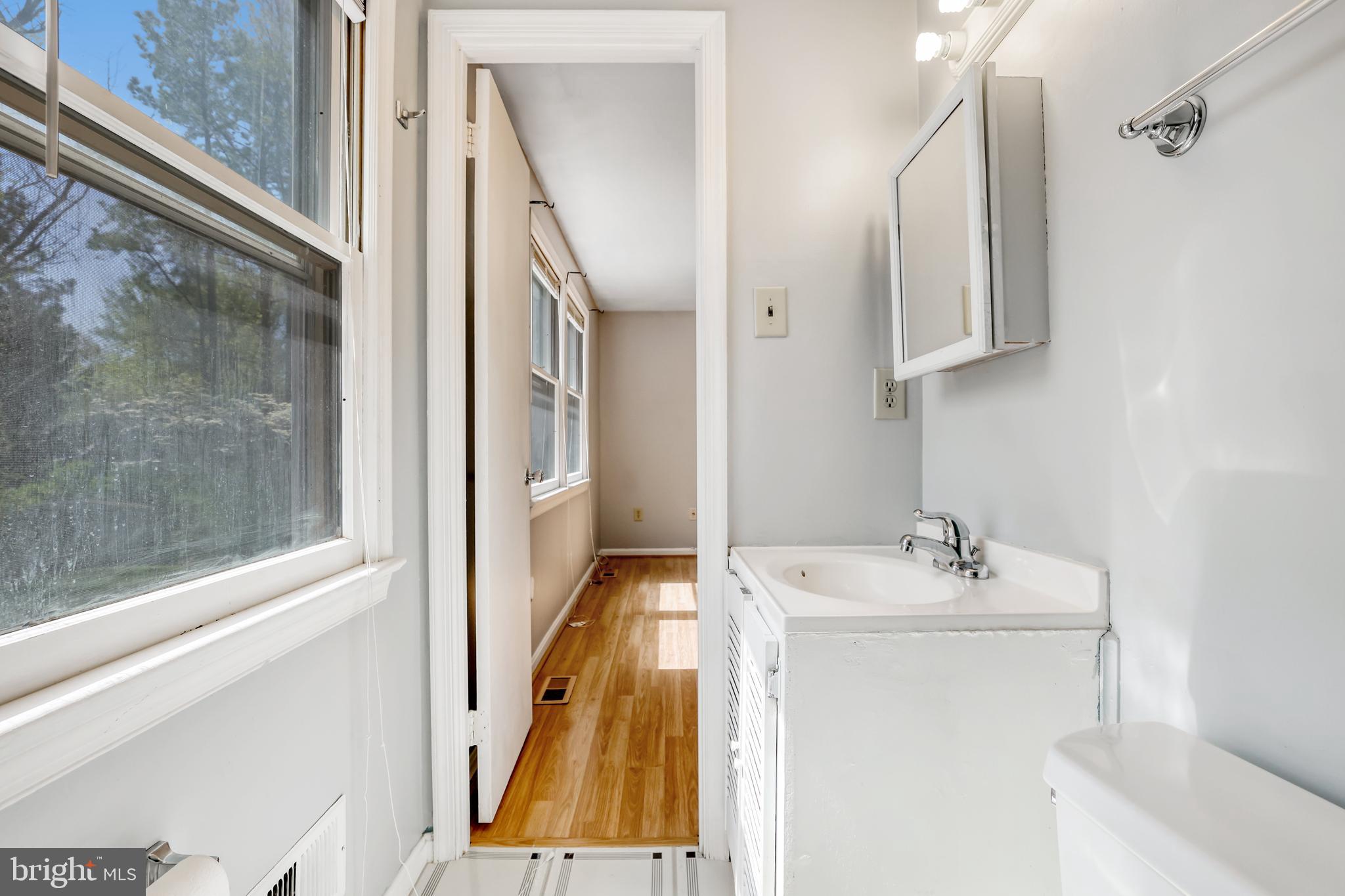 FOX MILL ESTATES - Residential