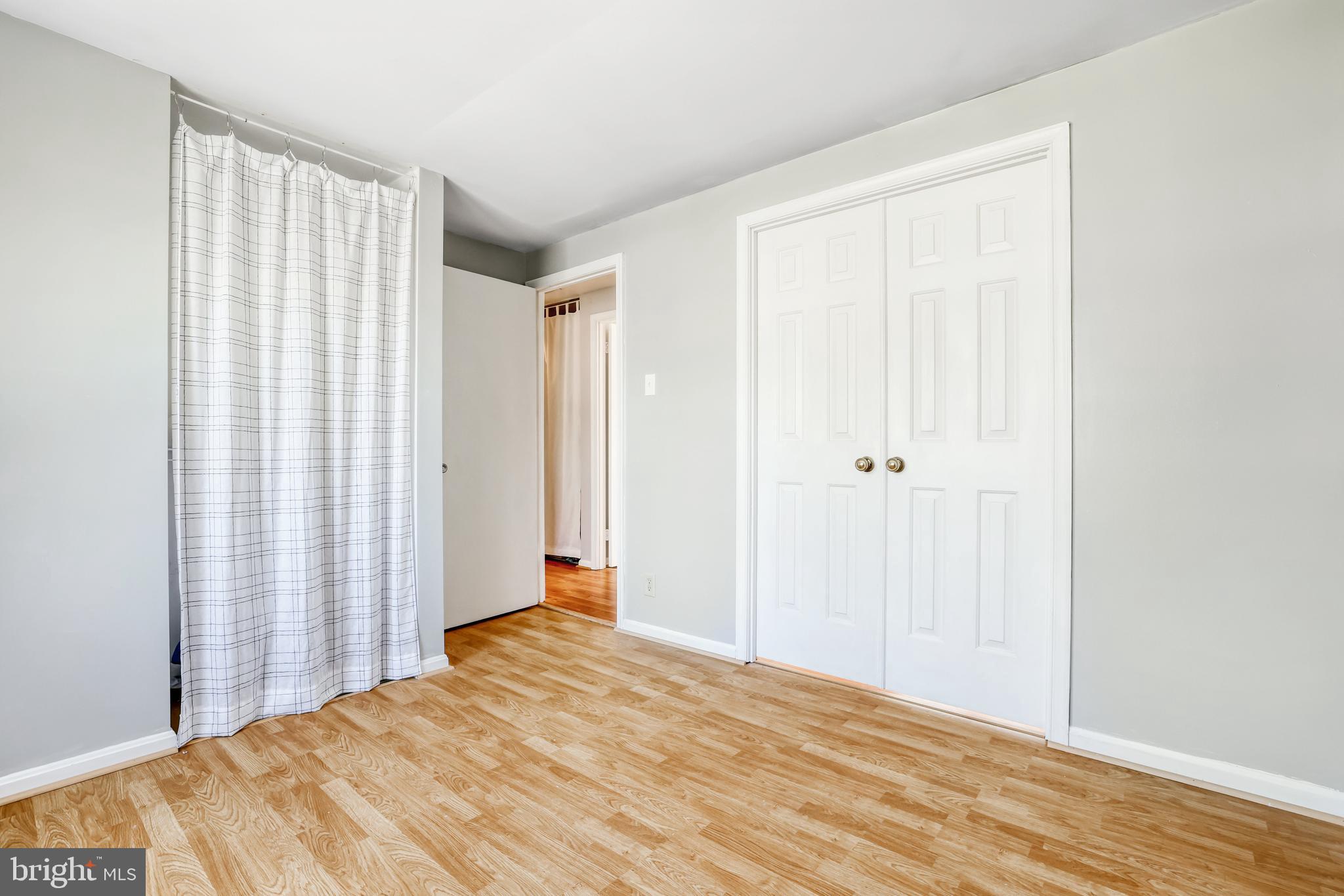 FOX MILL ESTATES - Residential