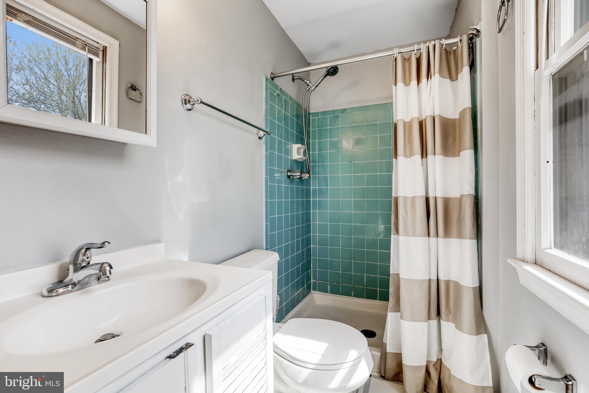 FOX MILL ESTATES - Residential