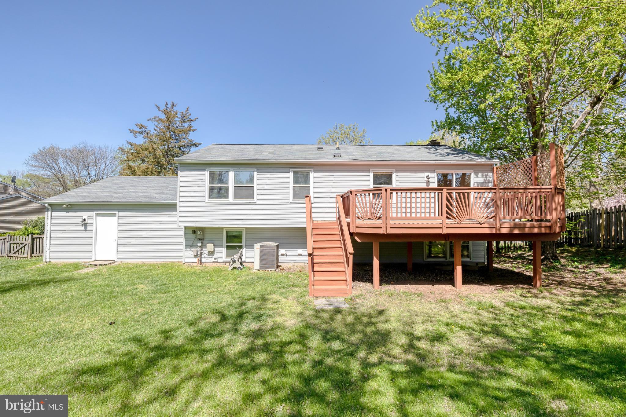 FOX MILL ESTATES - Residential