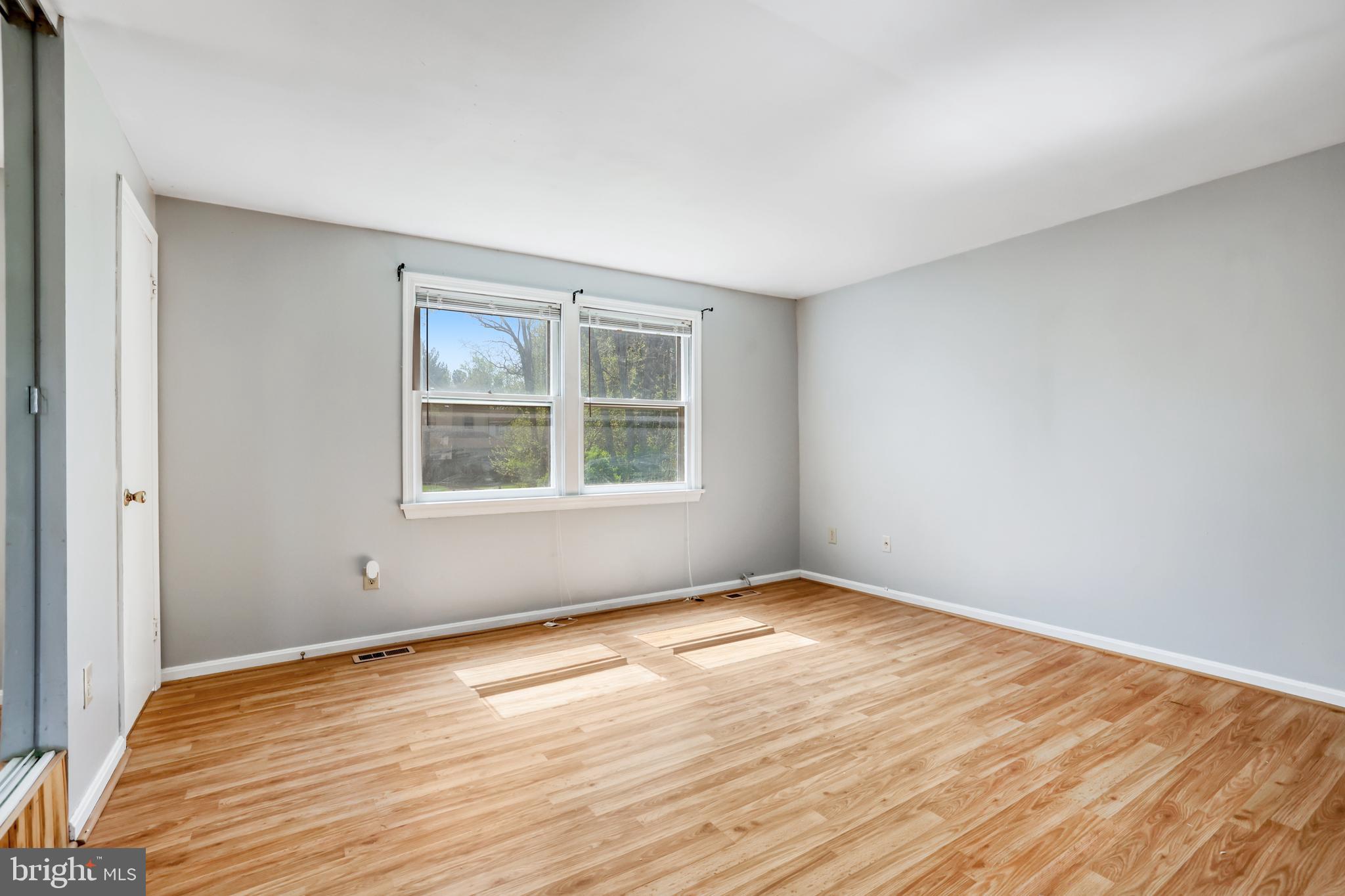 FOX MILL ESTATES - Residential