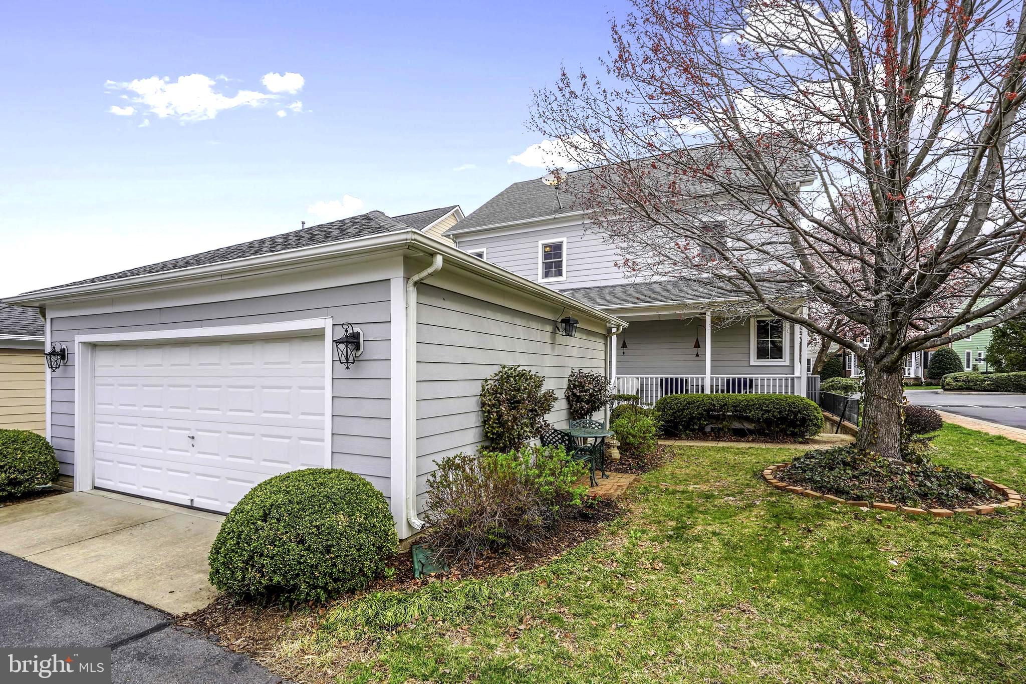 COURTS OF ST FRANCIS - Residential