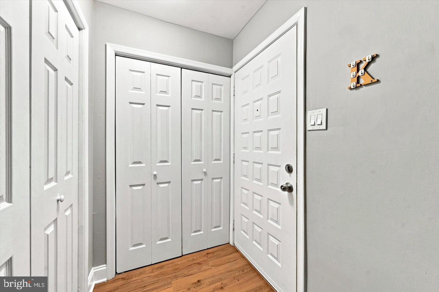 4860 W BRIGANTINE COURT