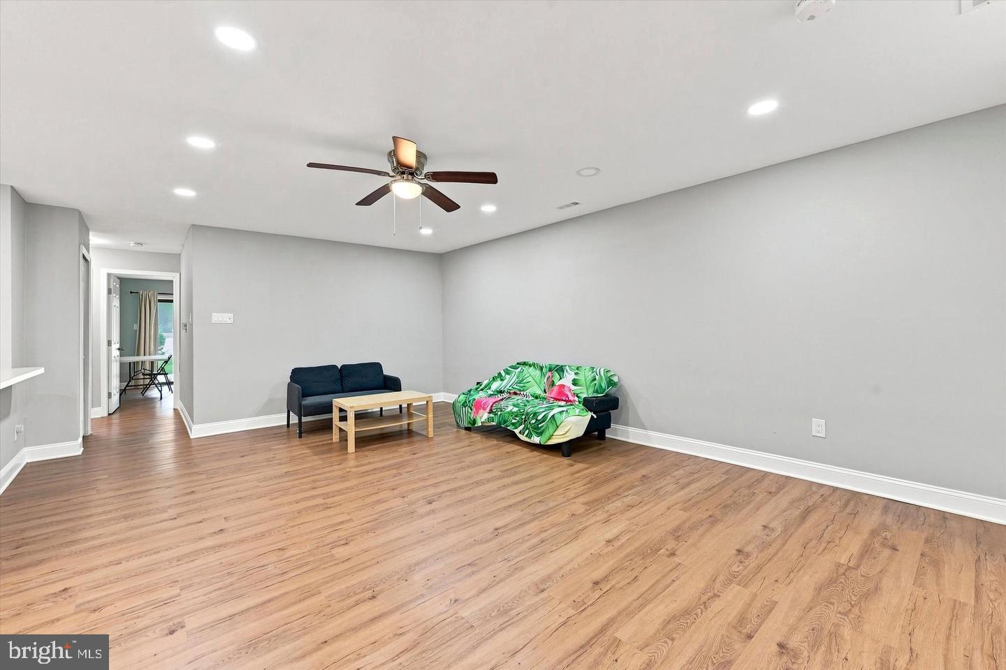 4860 W BRIGANTINE COURT