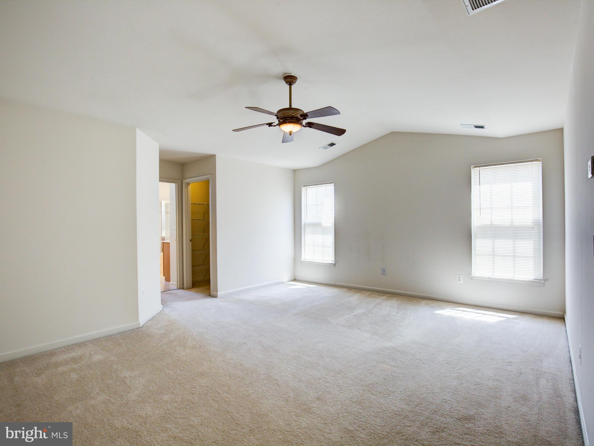 LAKELAND PLACE - Residential