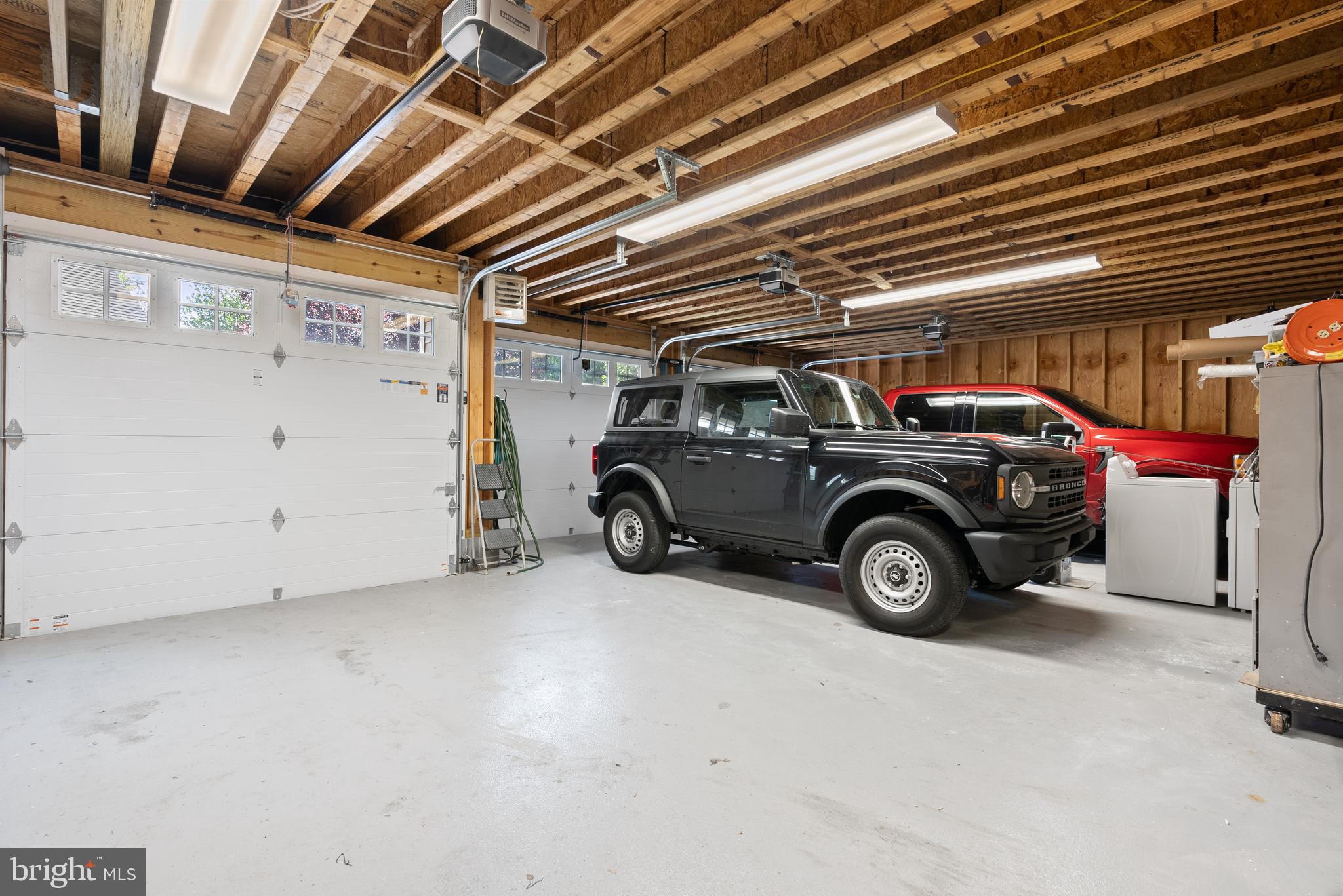 CENTERVILLE MDWS - Residential