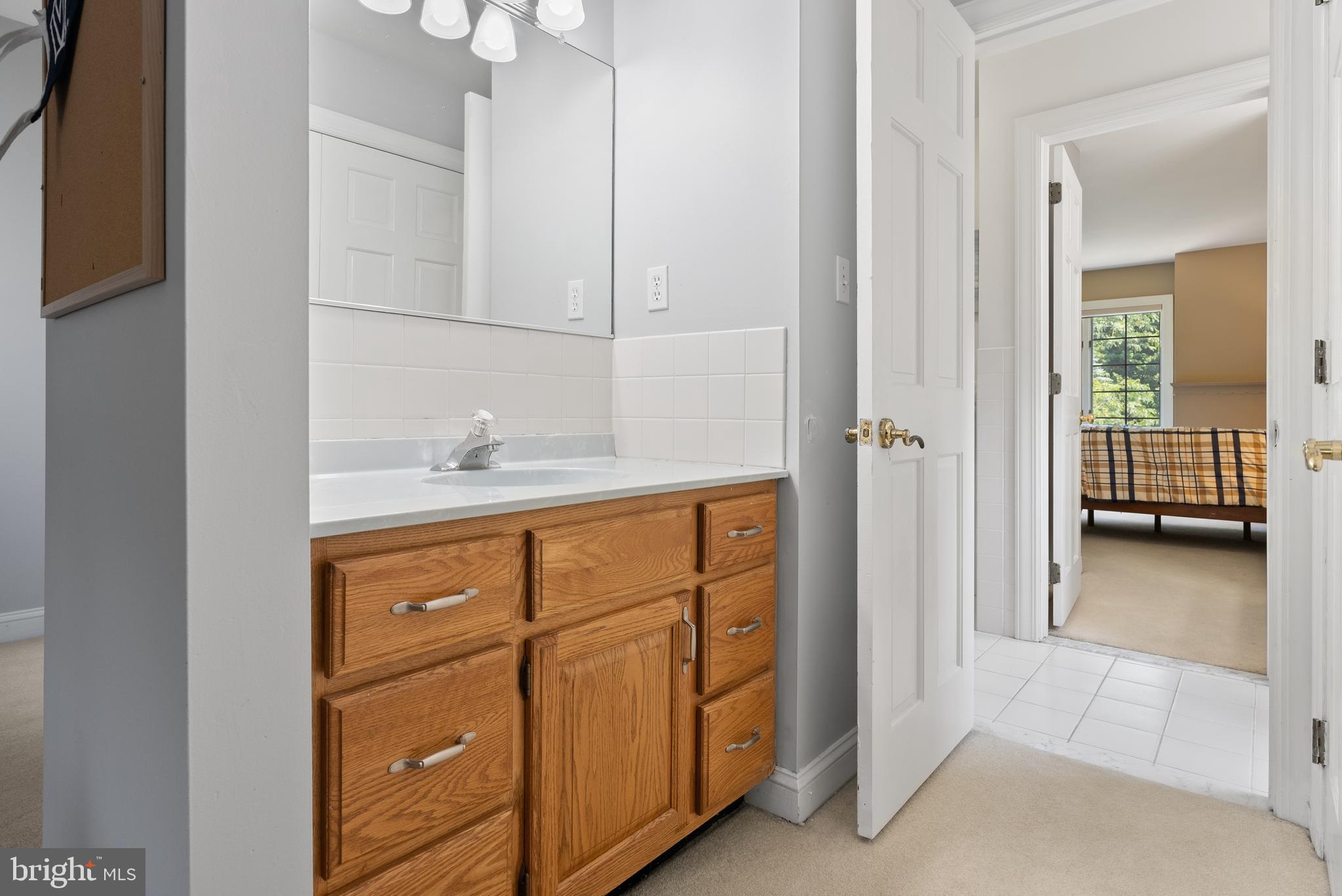 CENTERVILLE MDWS - Residential