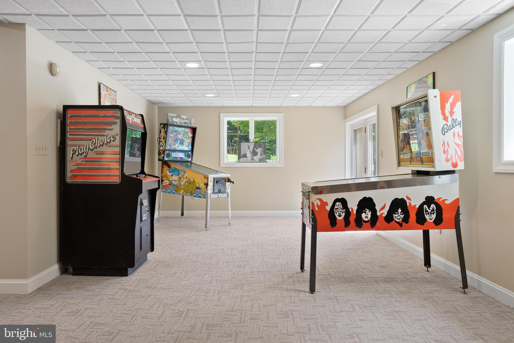 CENTERVILLE MDWS - Residential