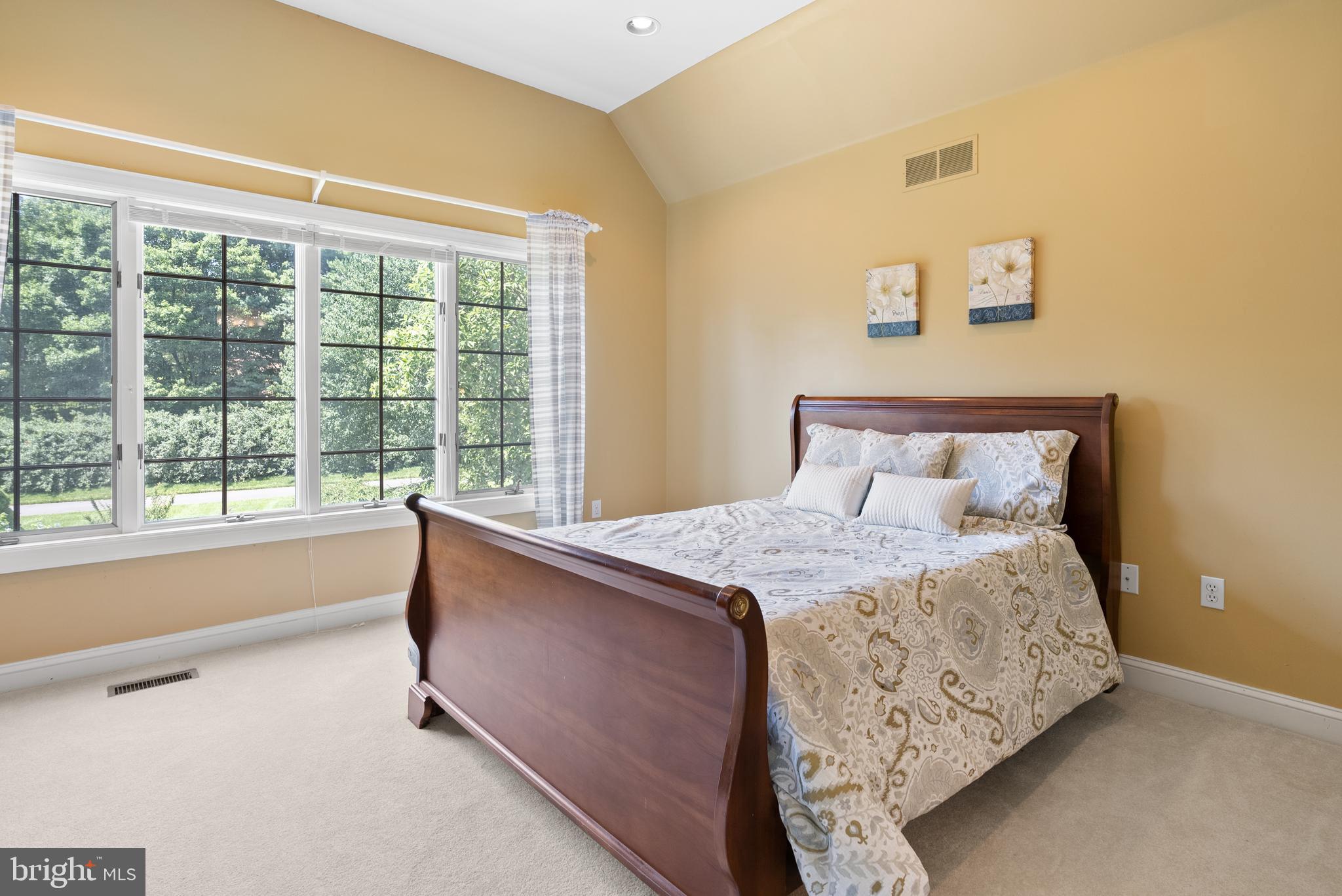 CENTERVILLE MDWS - Residential