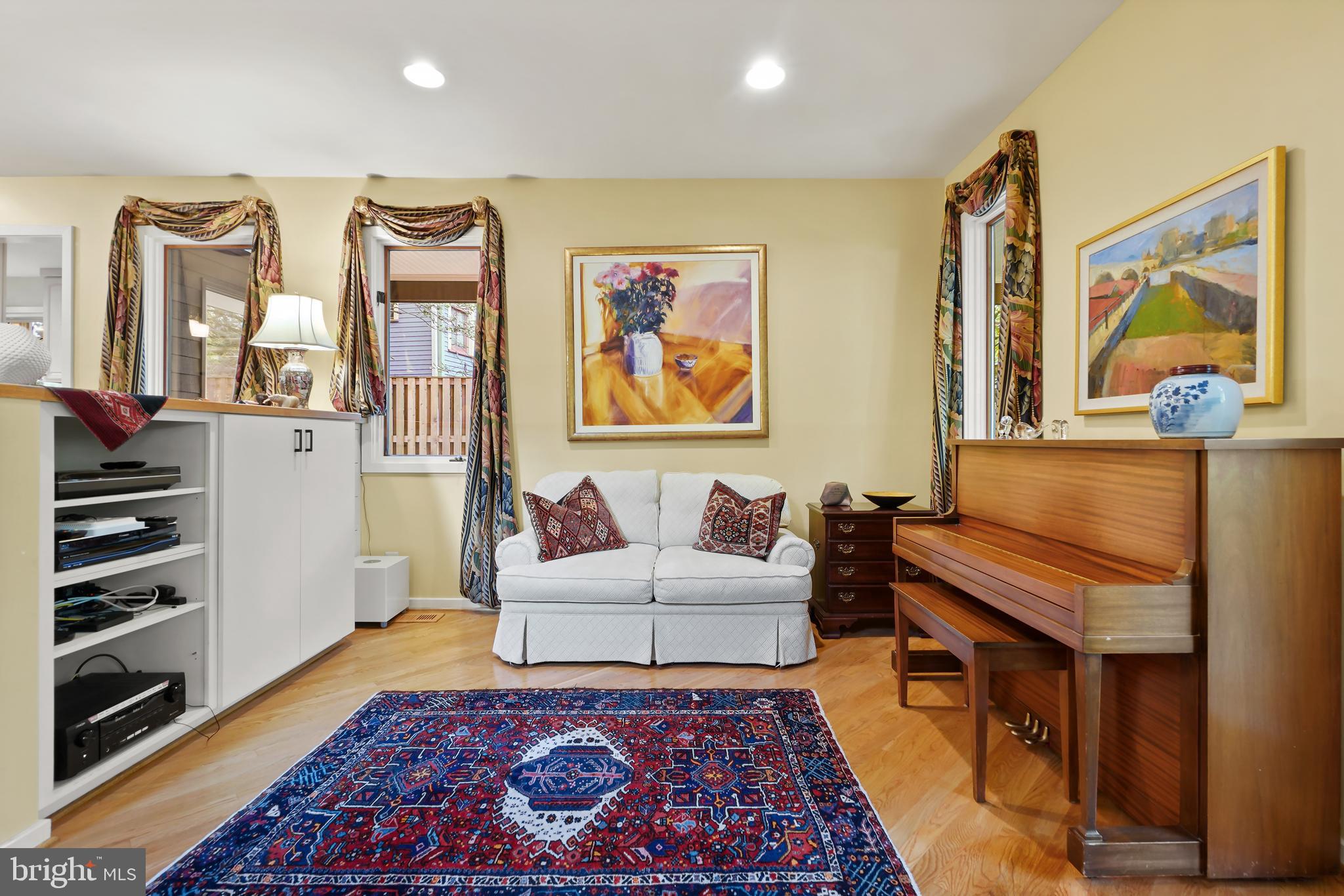 TAKOMA PARK - Residential