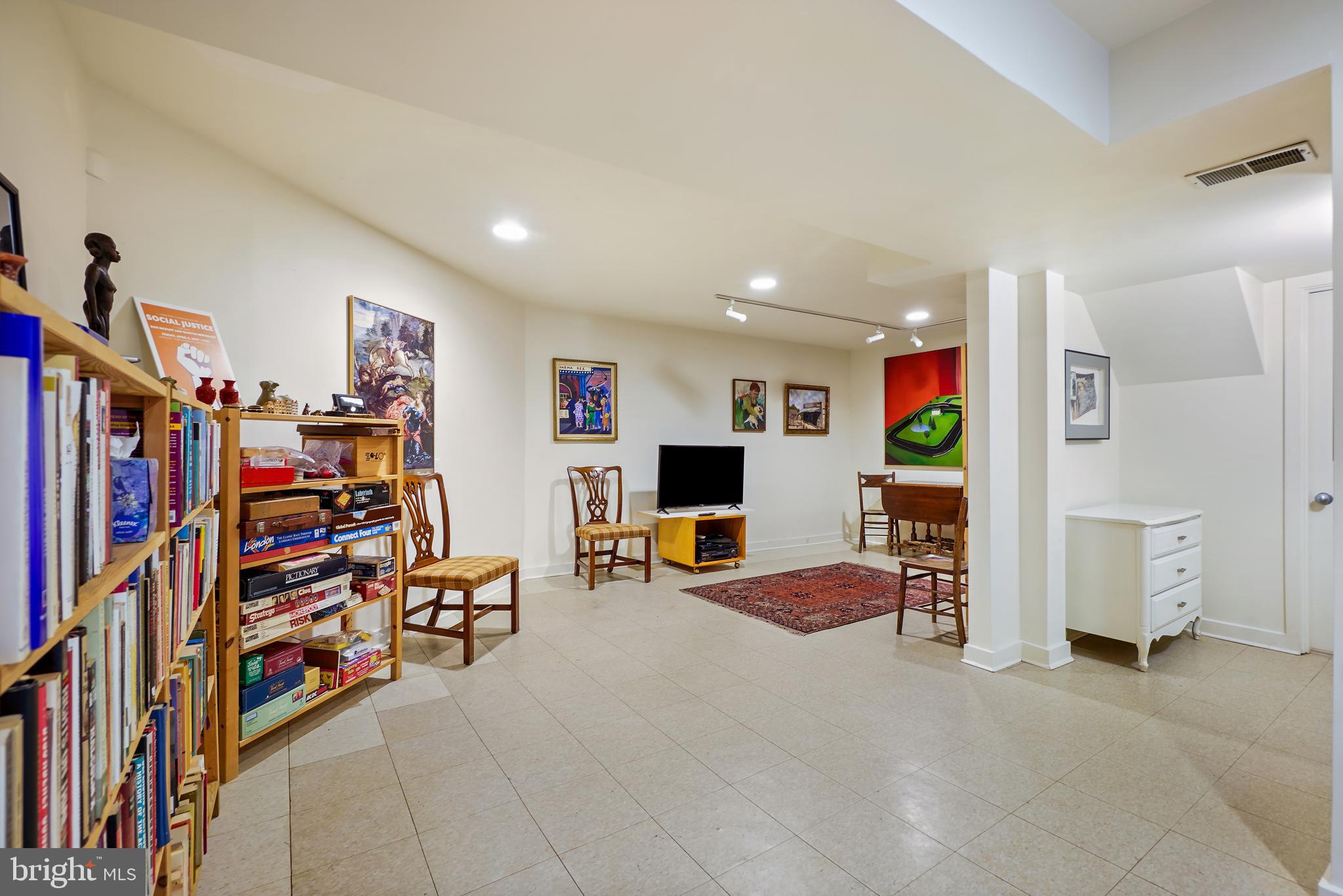 TAKOMA PARK - Residential