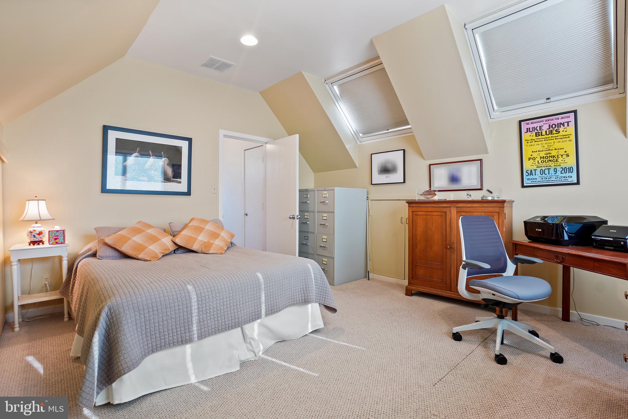 TAKOMA PARK - Residential