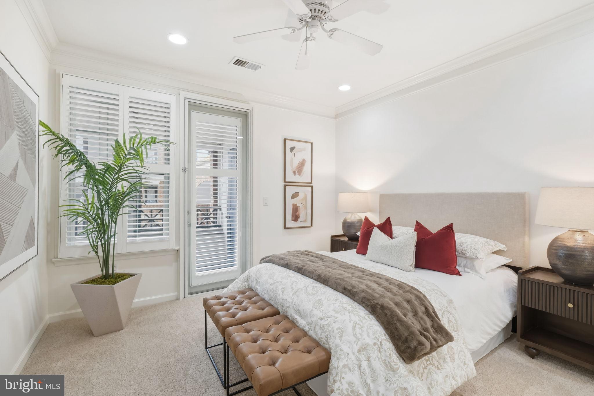 THE COLONNADE AT KENTLANDS - Residential