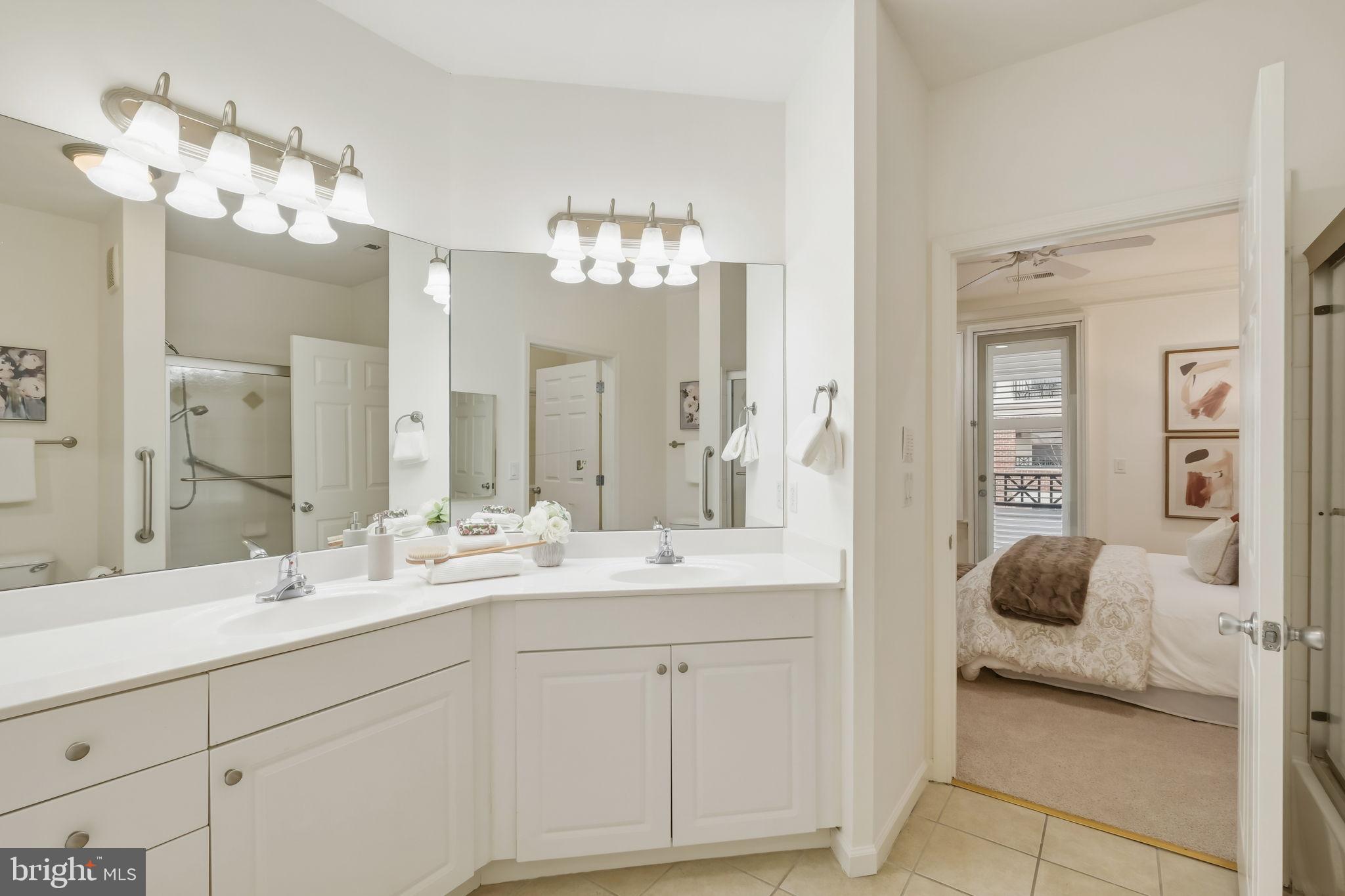 THE COLONNADE AT KENTLANDS - Residential