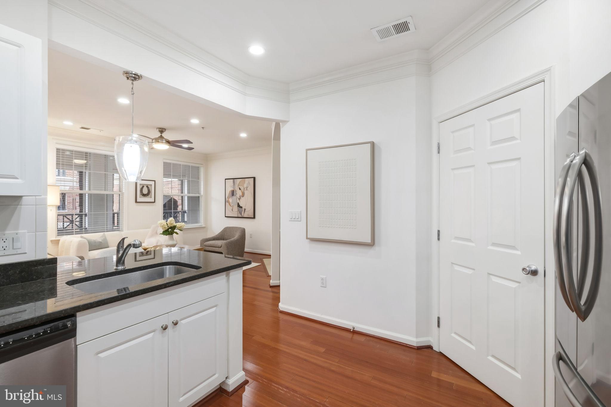 THE COLONNADE AT KENTLANDS - Residential