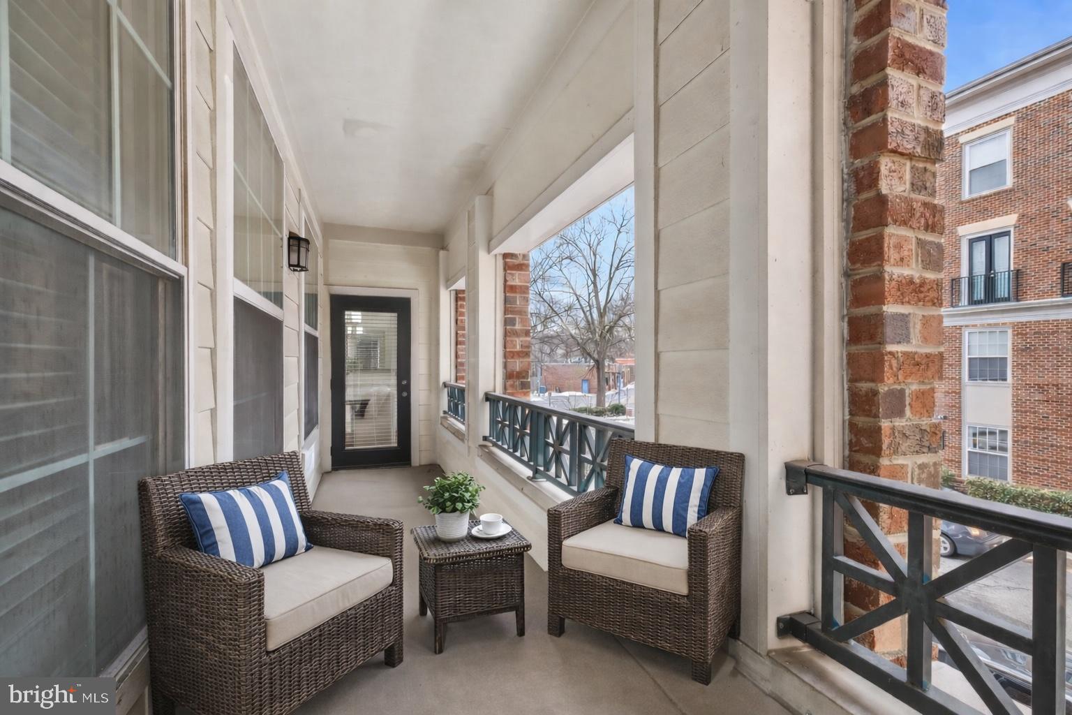 THE COLONNADE AT KENTLANDS - Residential