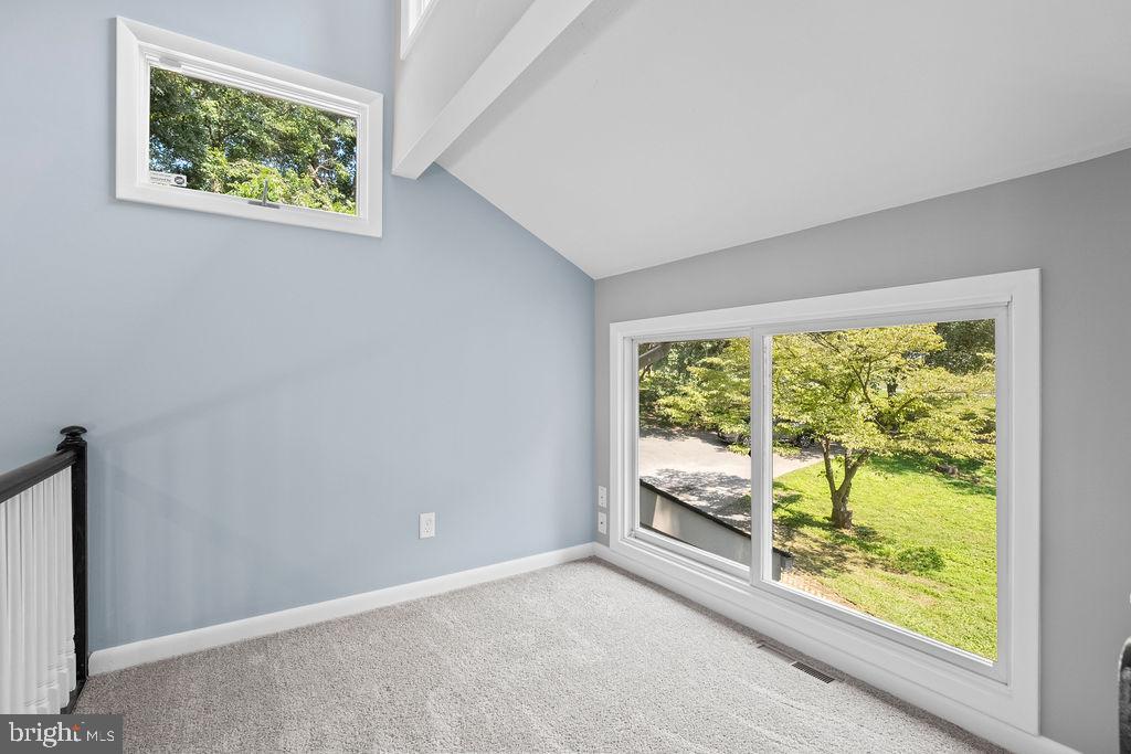 KALTEN ACRES - Residential