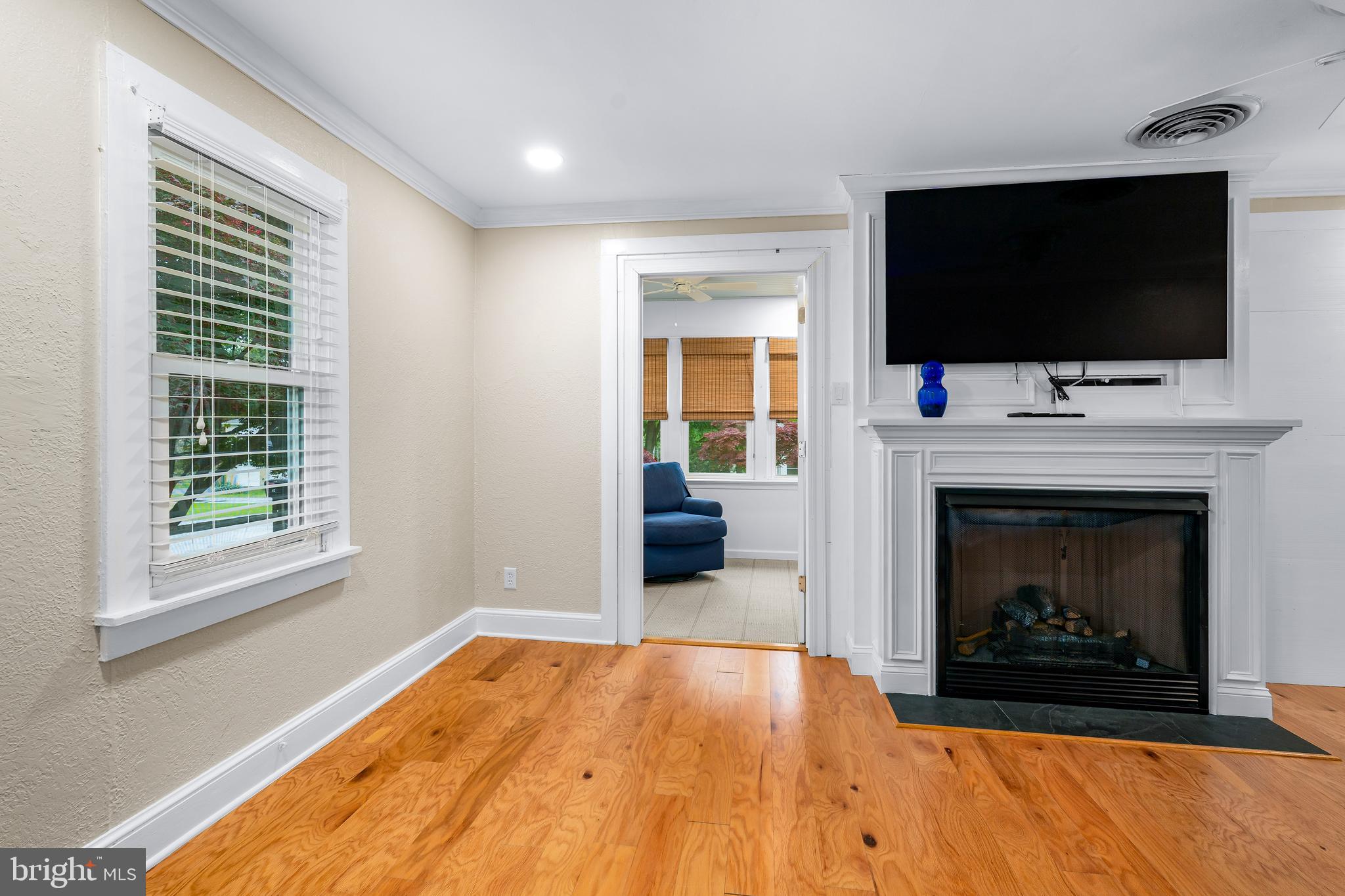 CRYSTAL BEACH MANOR - Residential